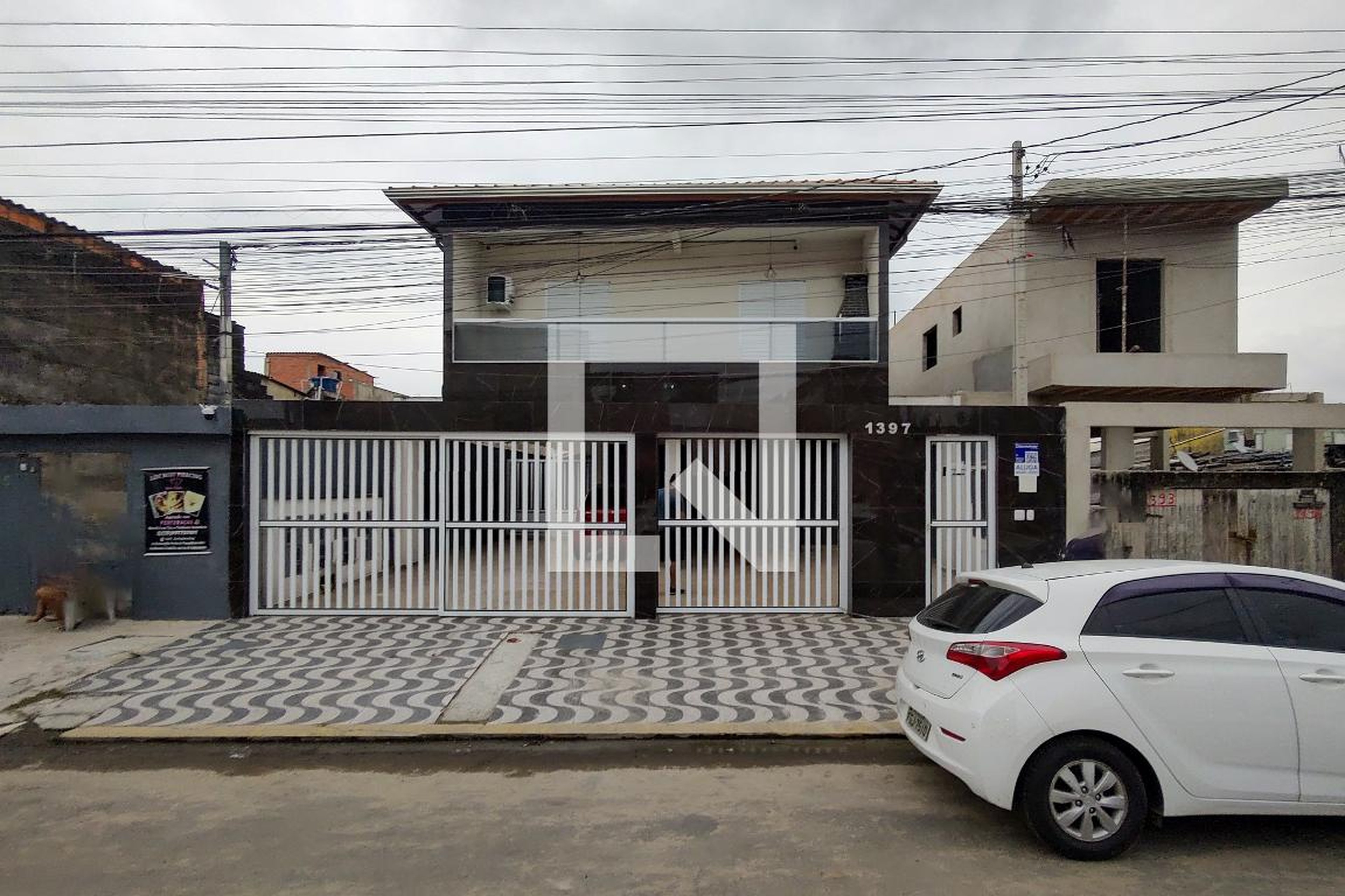 Fachada Condomínio em Avenida Hermenegildo Pereira de França, 1397