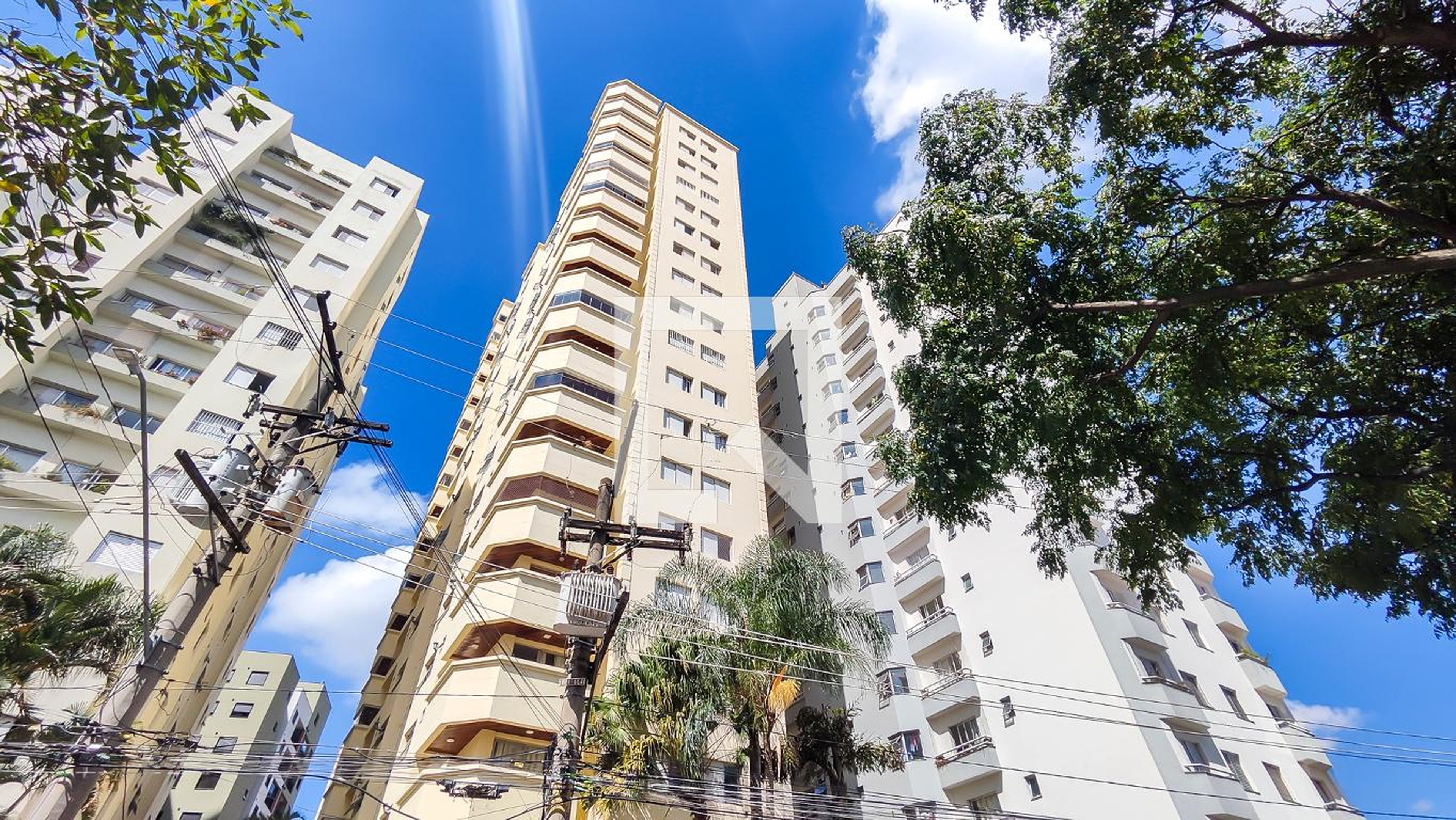Fachada do Prédio Condomínio em Rua Alfredo Zunkeller, 17
