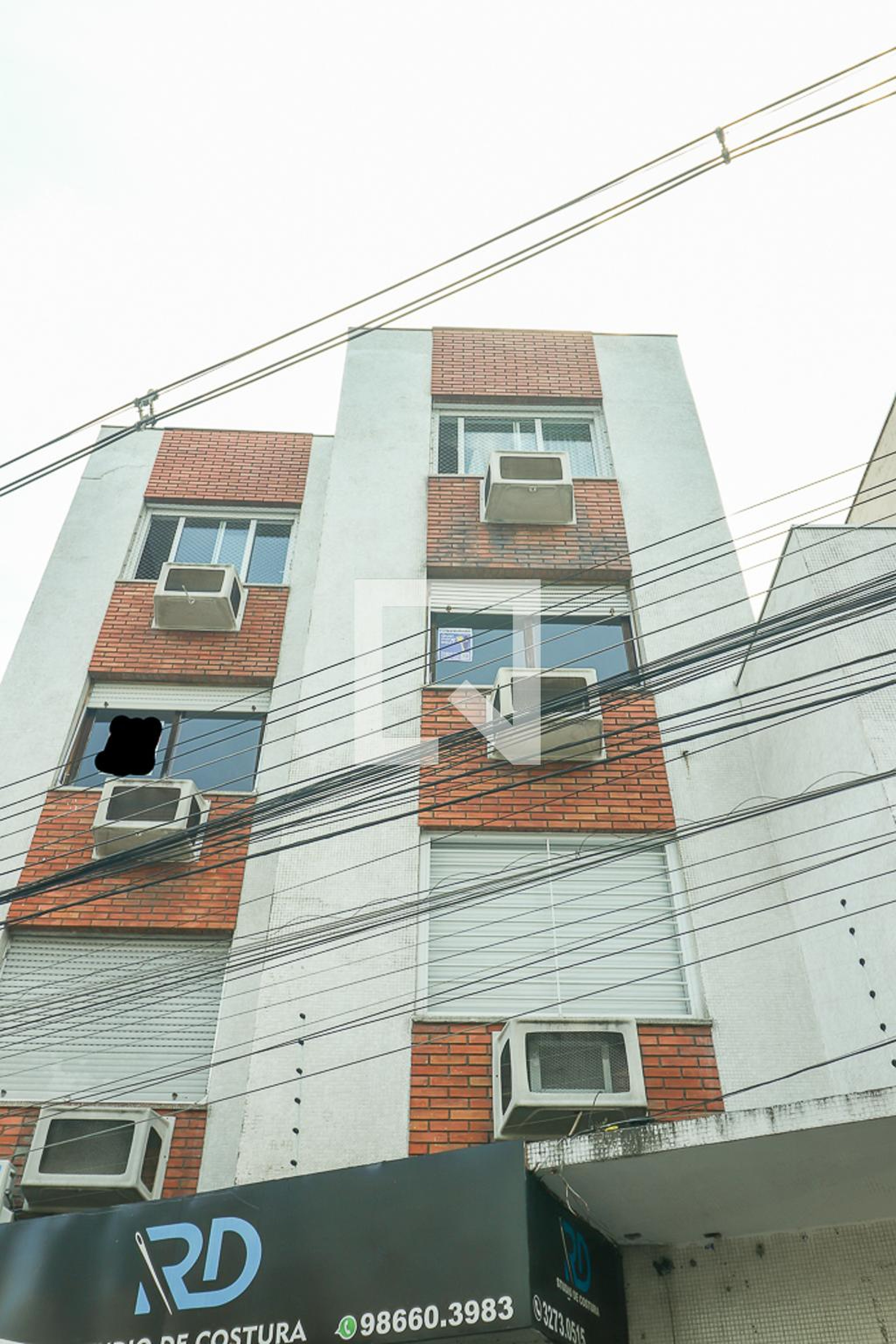 Fachada Condomínio em Avenida Protásio Alves, 2224