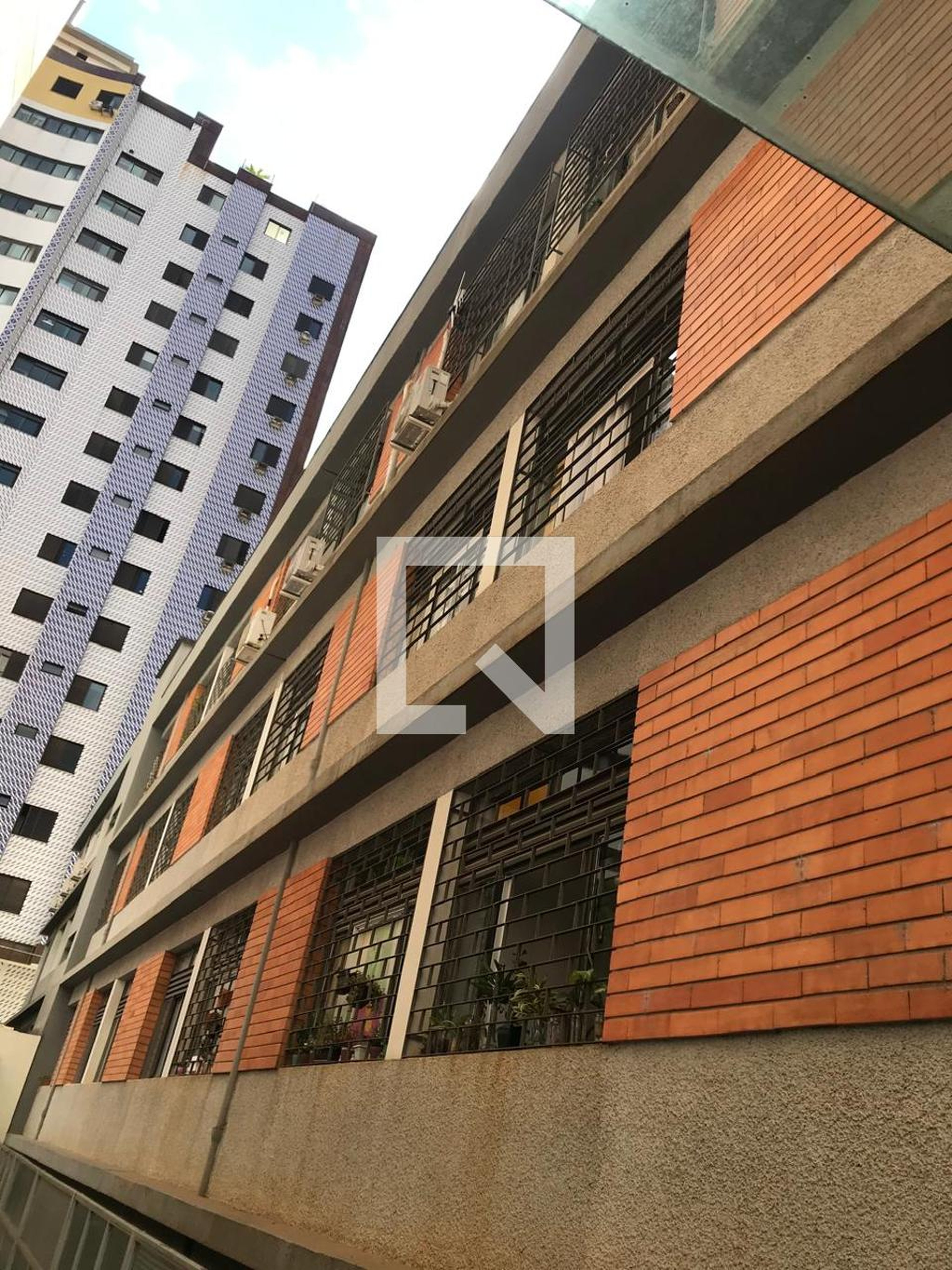 Fachada Condomínio em Rua Gonçalves Dias, 344