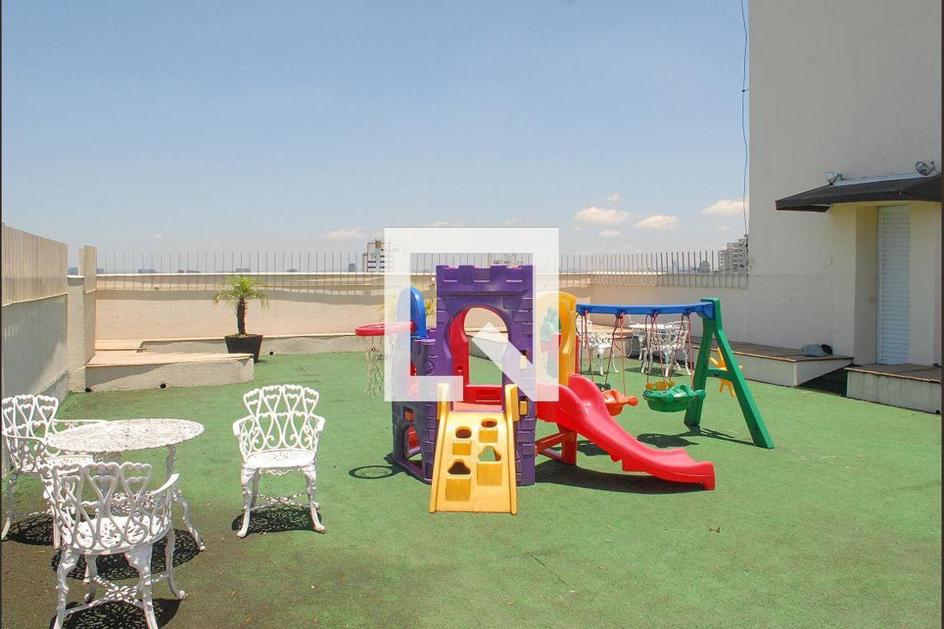 Playground - Dona América