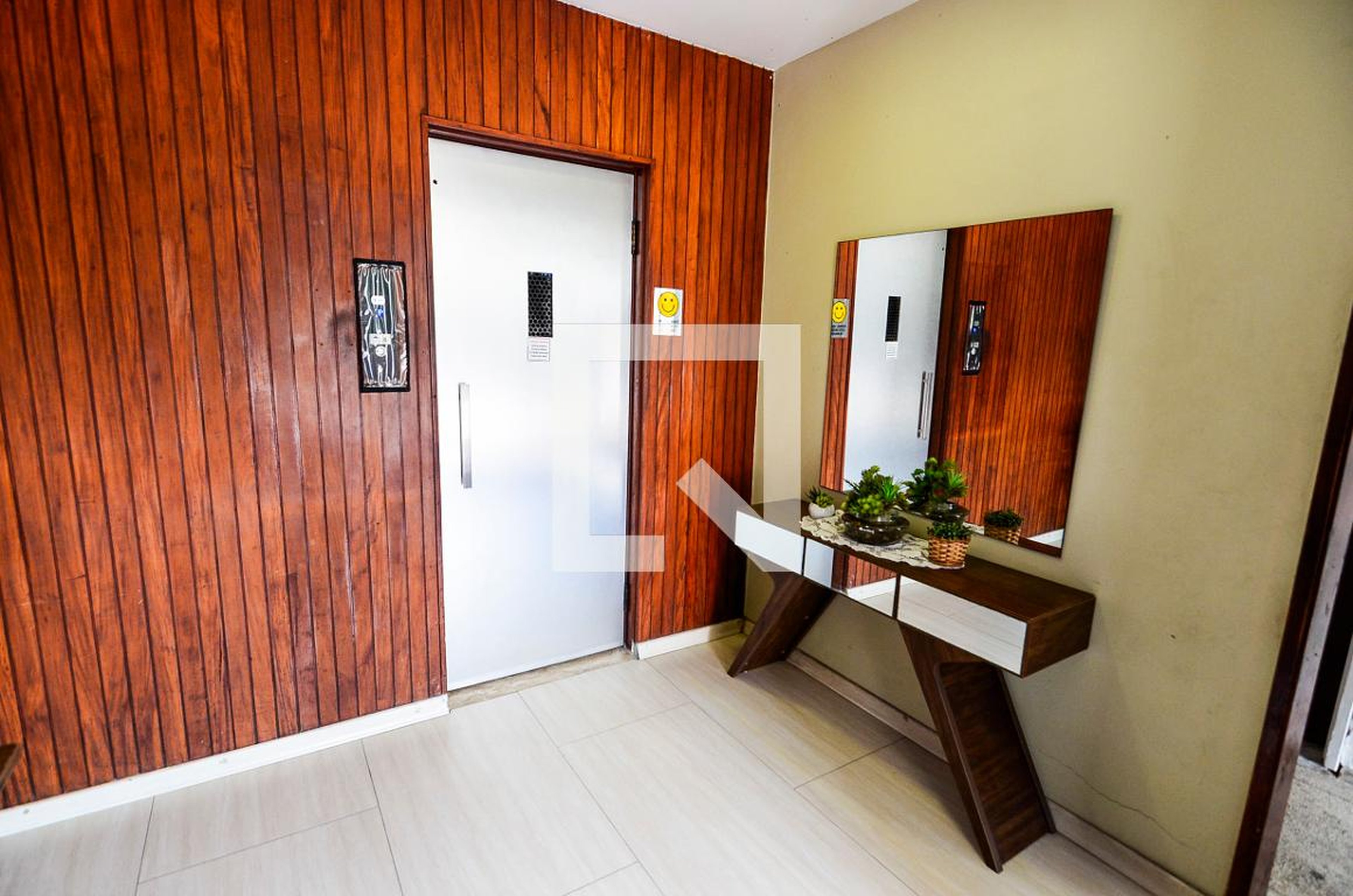 Hall - Edifício Jardim Paraná