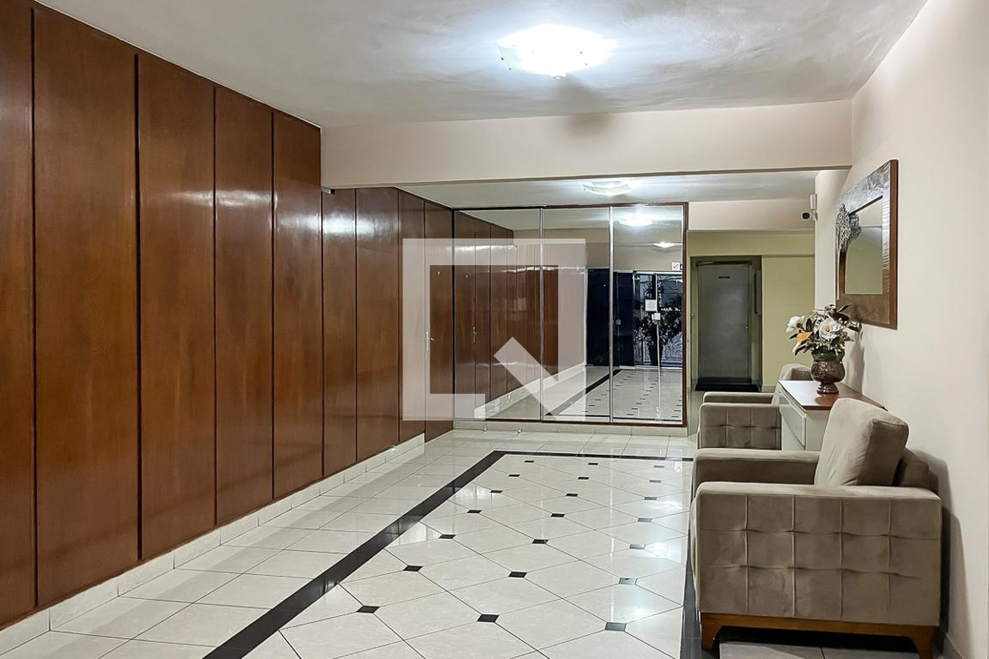 Hall de entrada - Edifício Carolina M Peppe