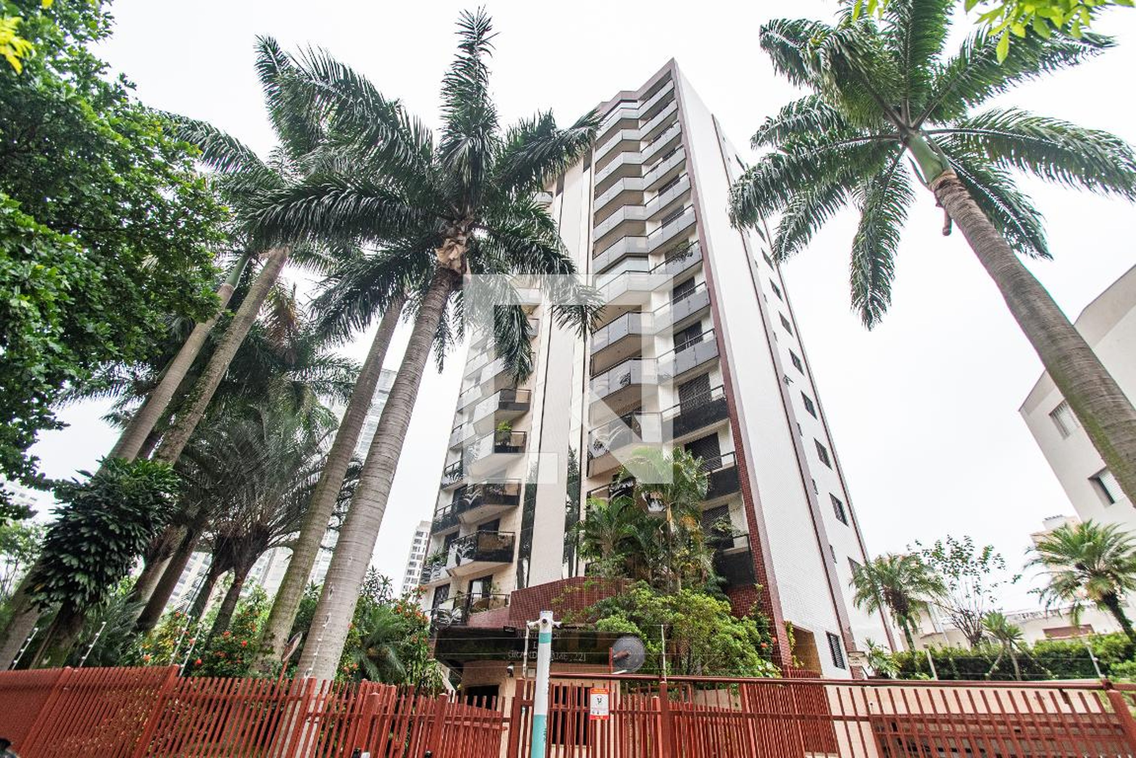 Fachada Condomínio Residence La Grande Dame