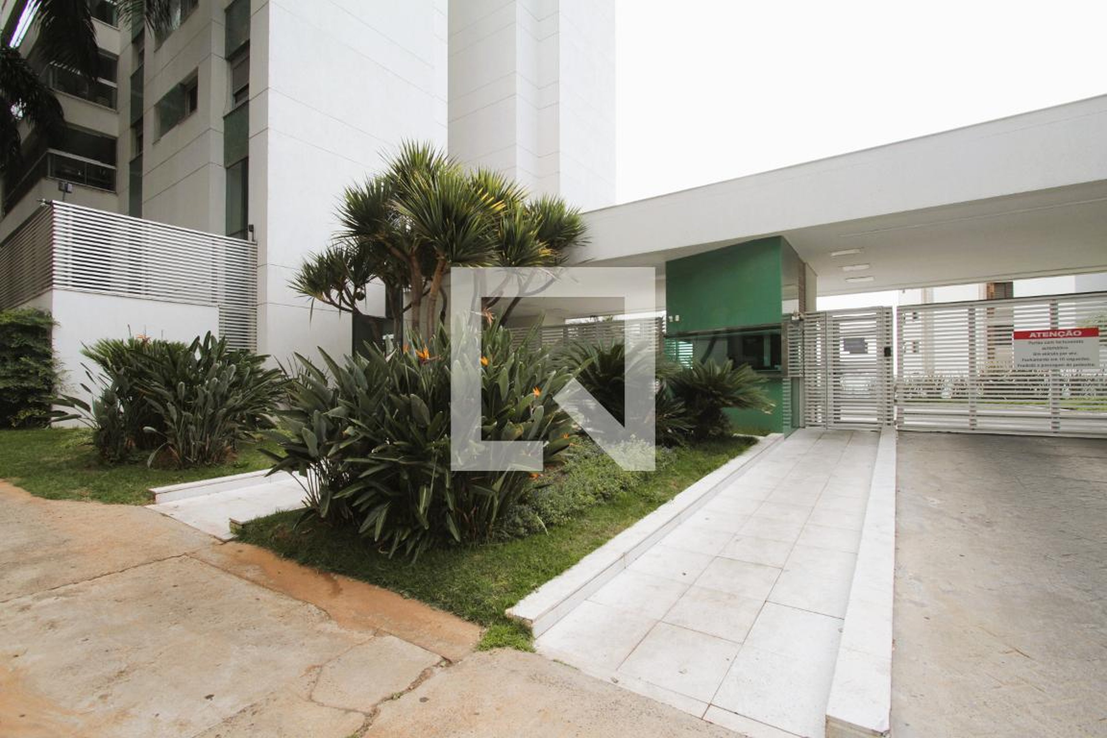 Fachada do Prédio Condomínio Enjoy Residence