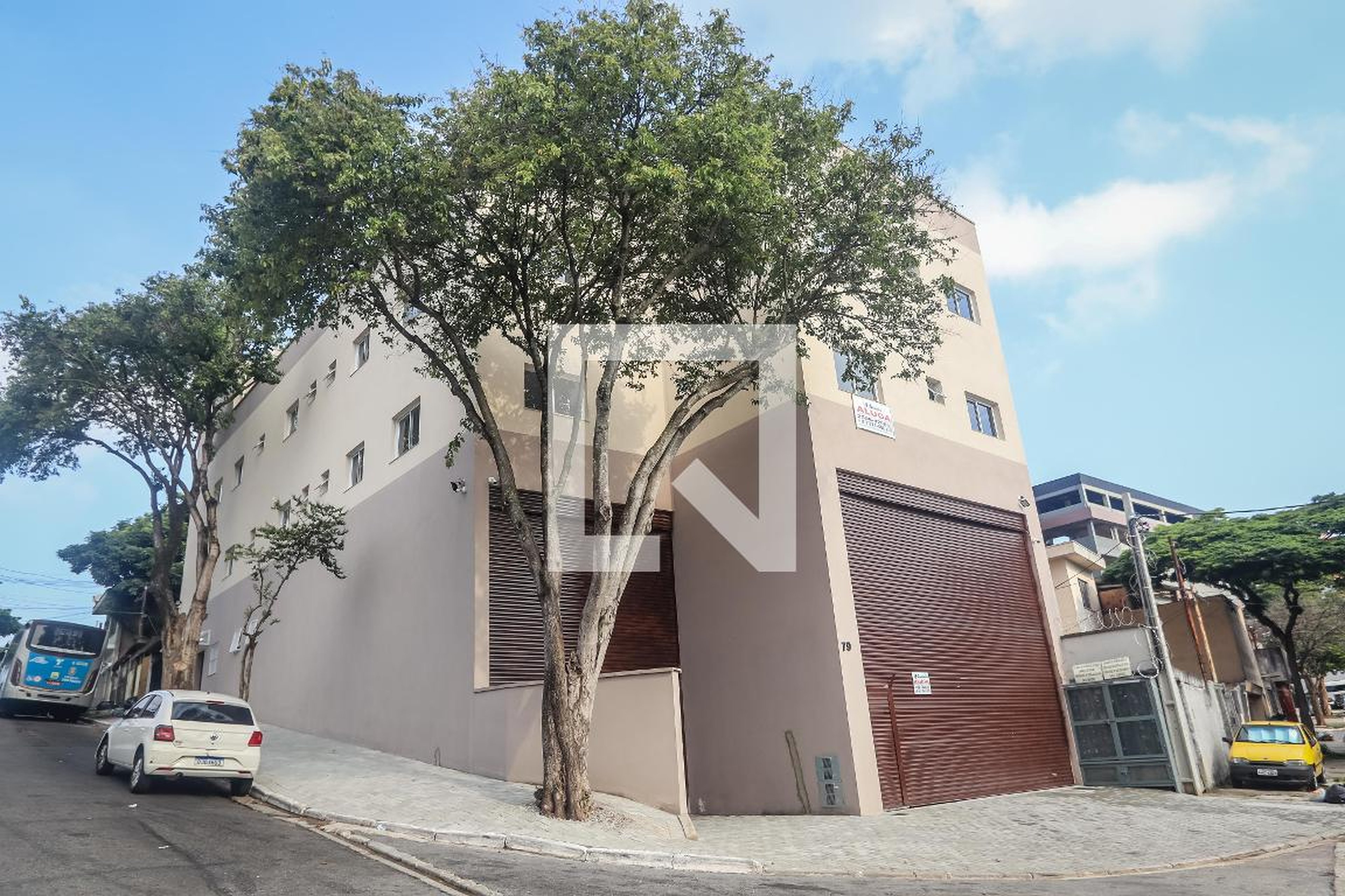 Fachada do predio Condomínio em Rua Vale da Macieira, 79
