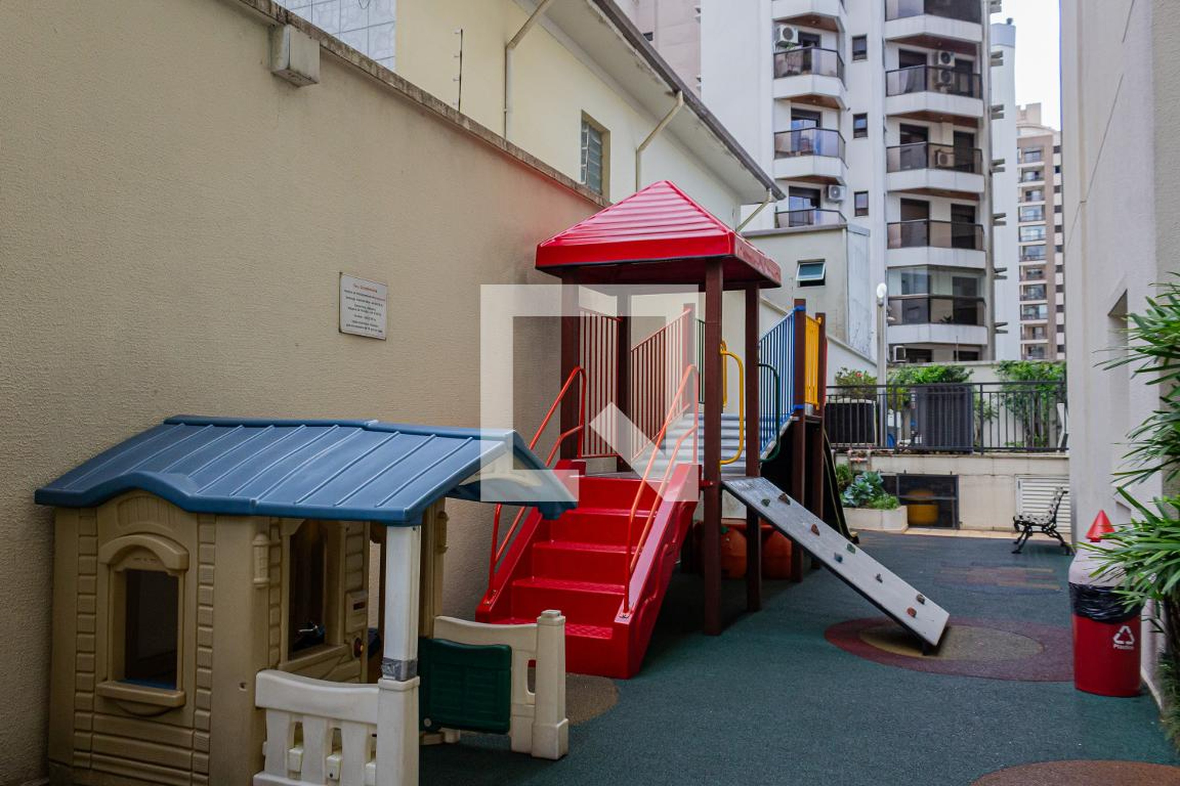 Playground - Edifício Montpellier