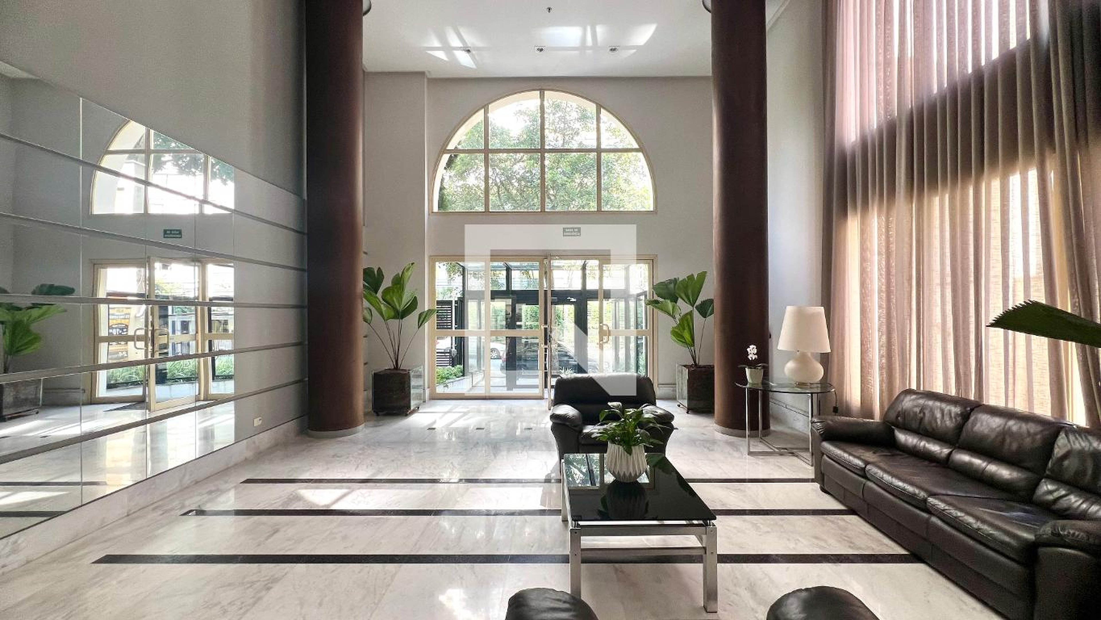 Hall de entrada - Edifício Jardins Metrópolis