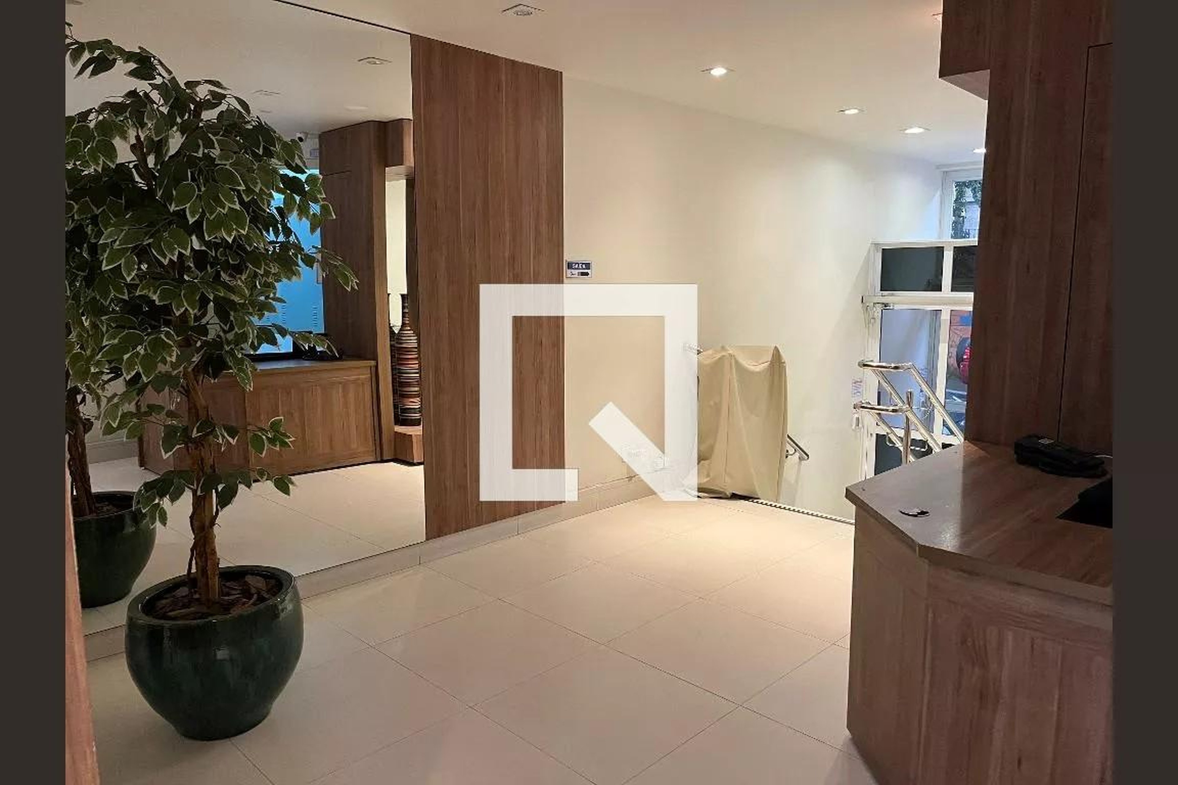 Hall de entrada - Edifício das Rosas