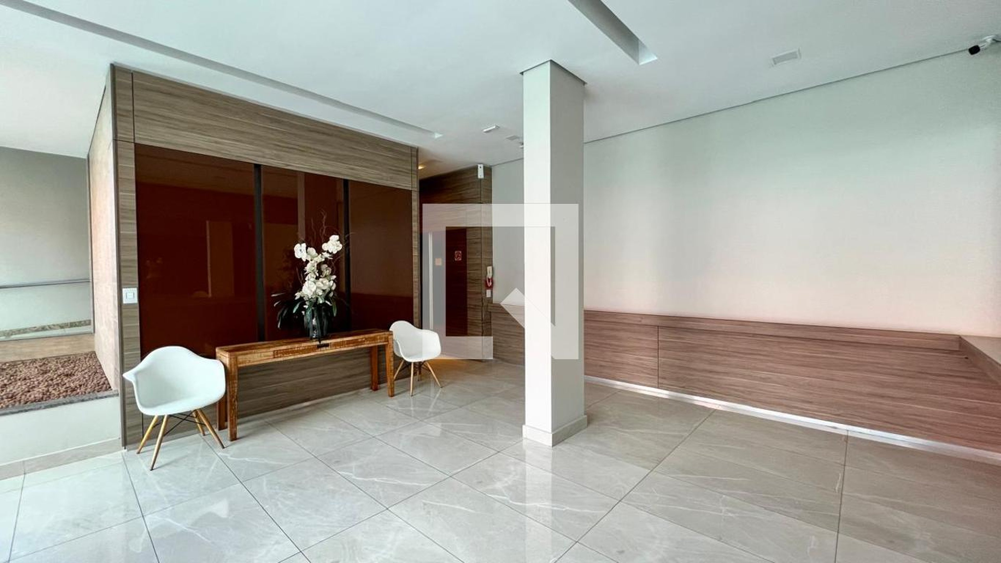 Hall de entrada - Ed Luna Garden