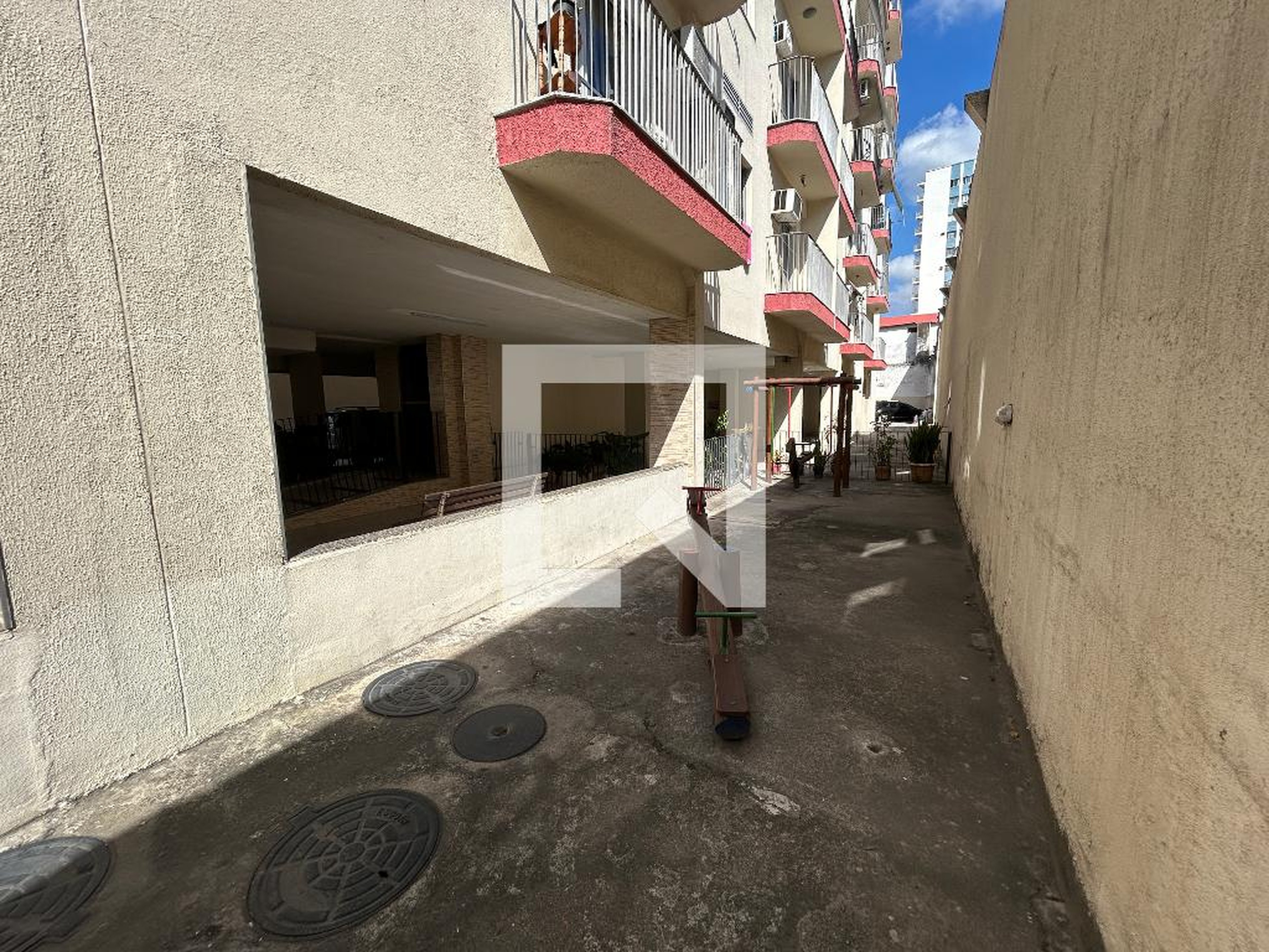 Área comum - Escaler