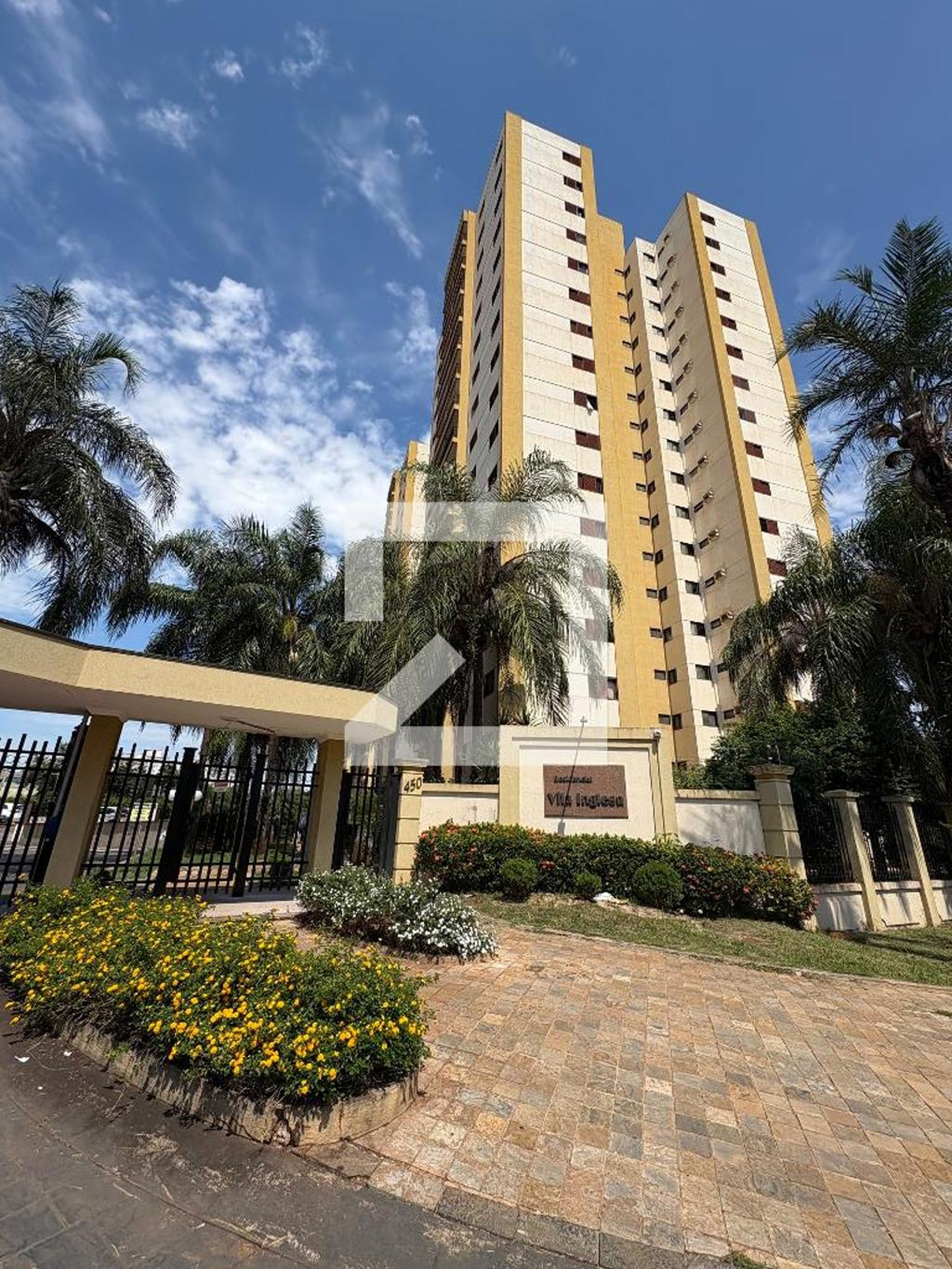Fachada Condomínio Vila Inglesa