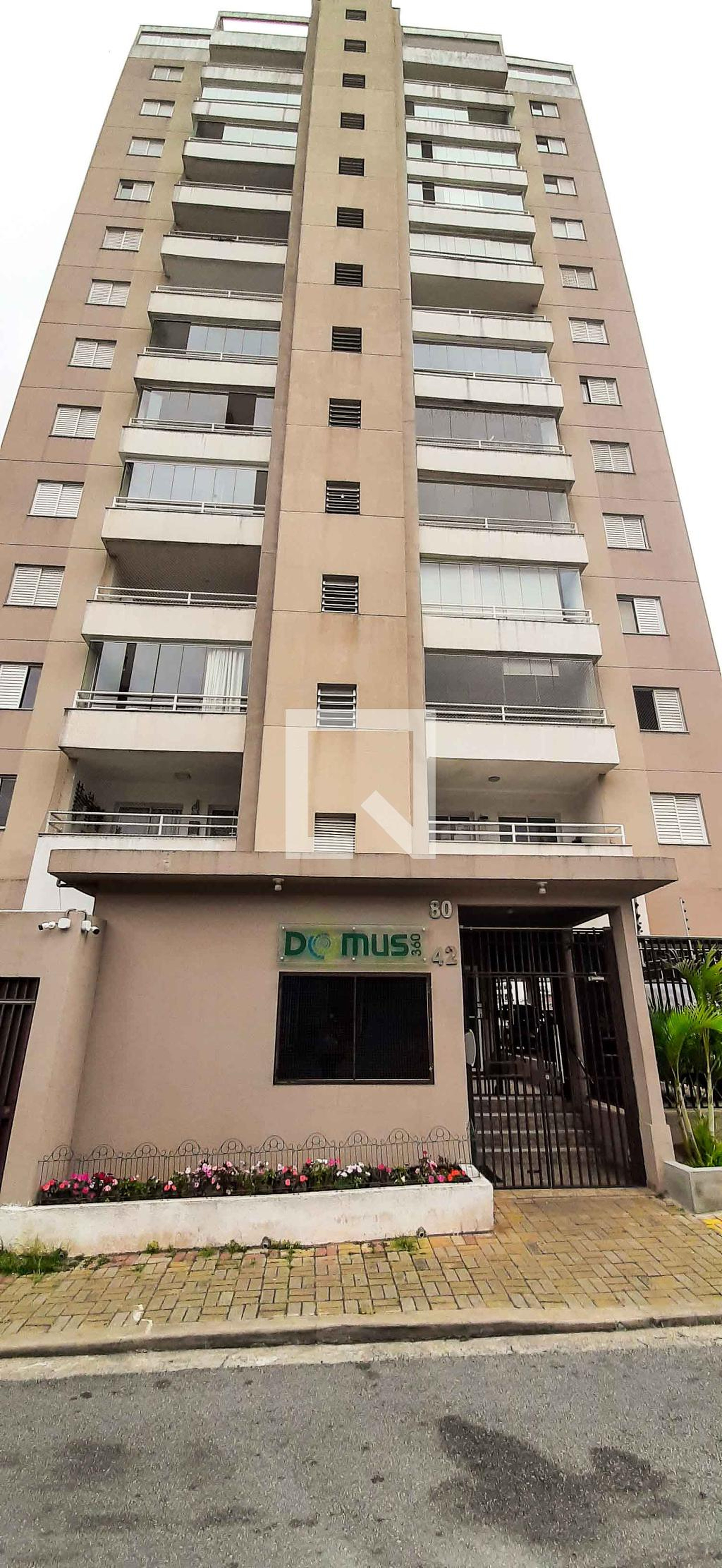 Fachada do Prédio Condomínio Domus 360