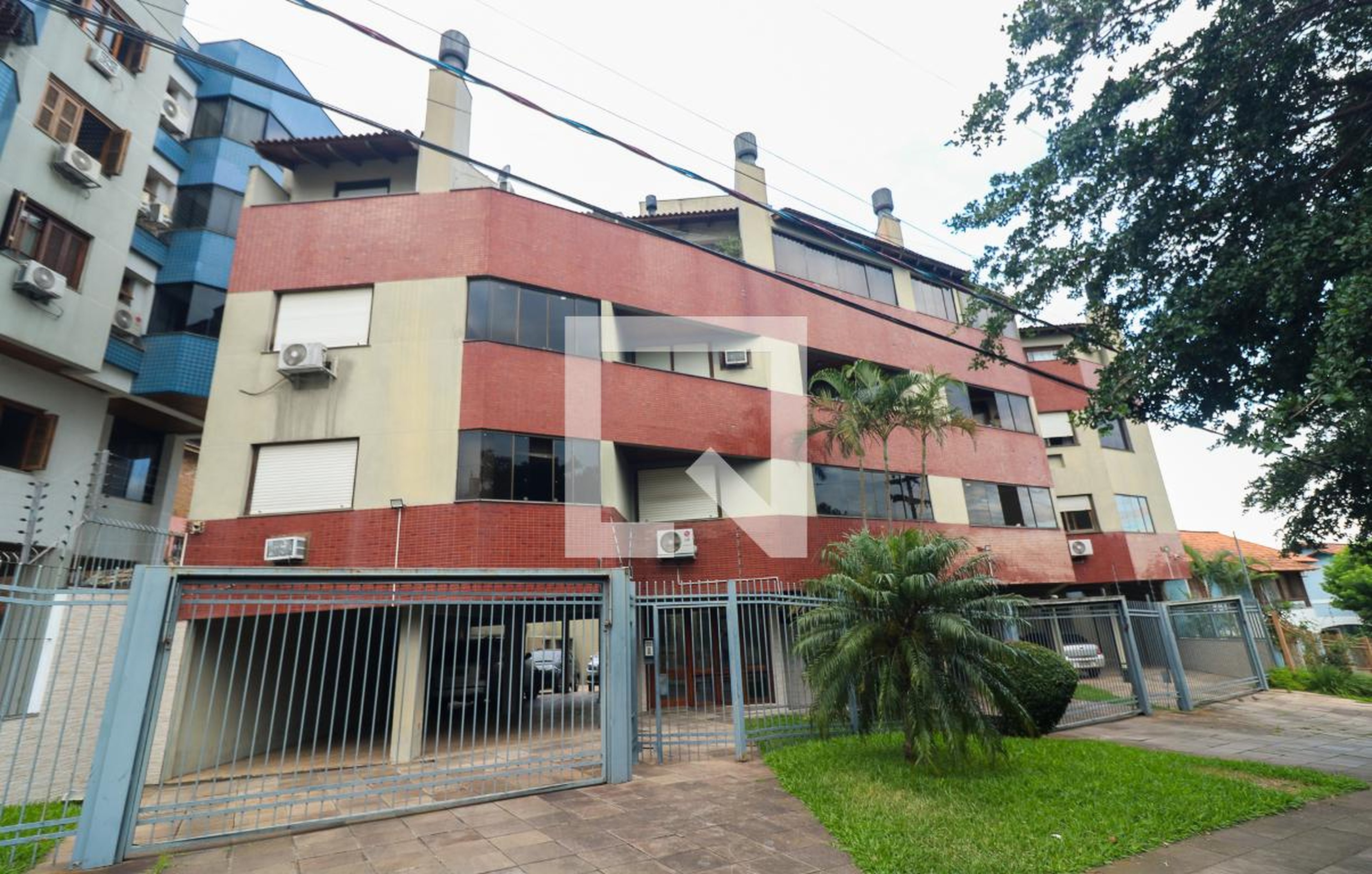 Fachada do Prédio Condomínio em Rua Upamaroti, 50