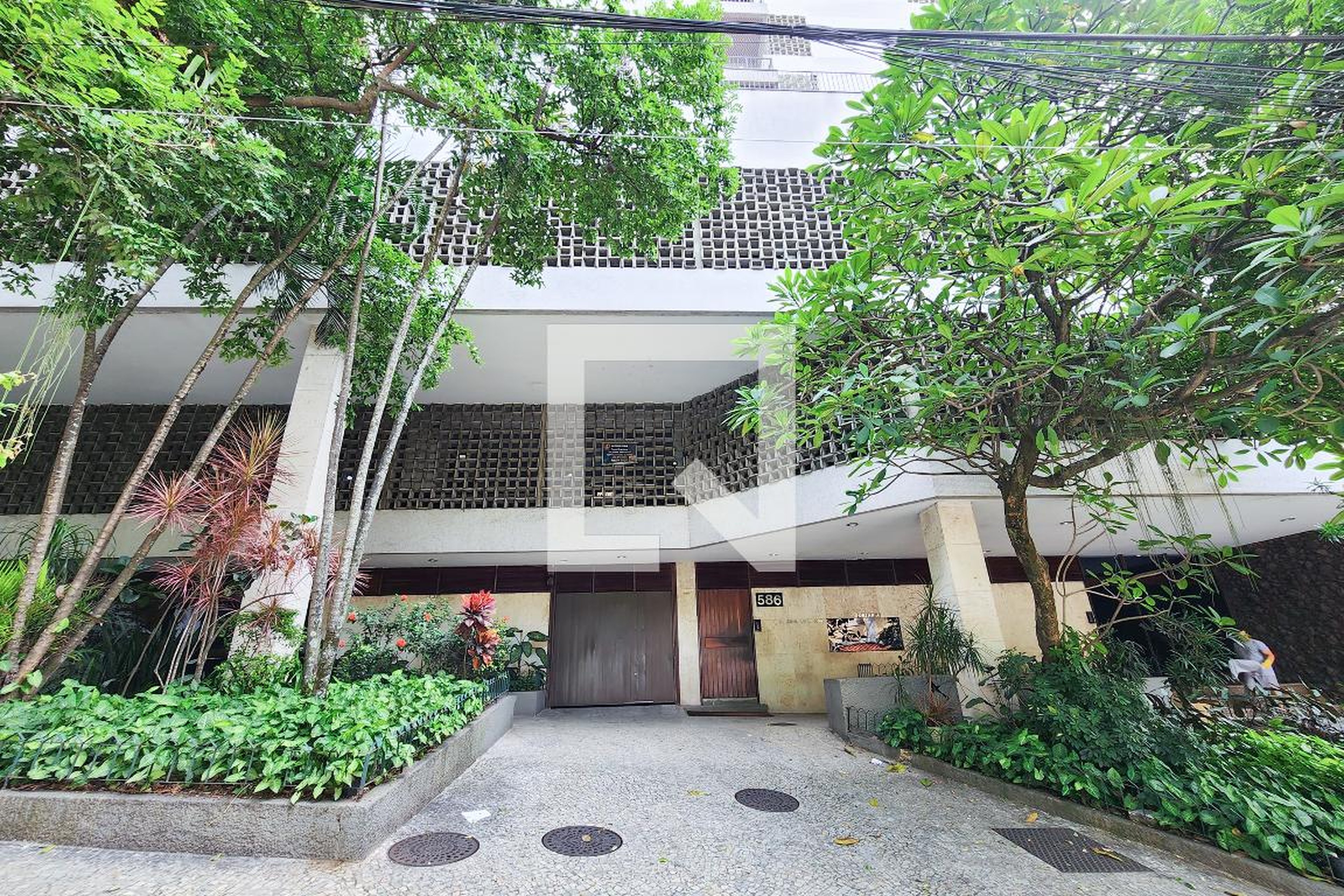 Fachada Edifício Água Azul