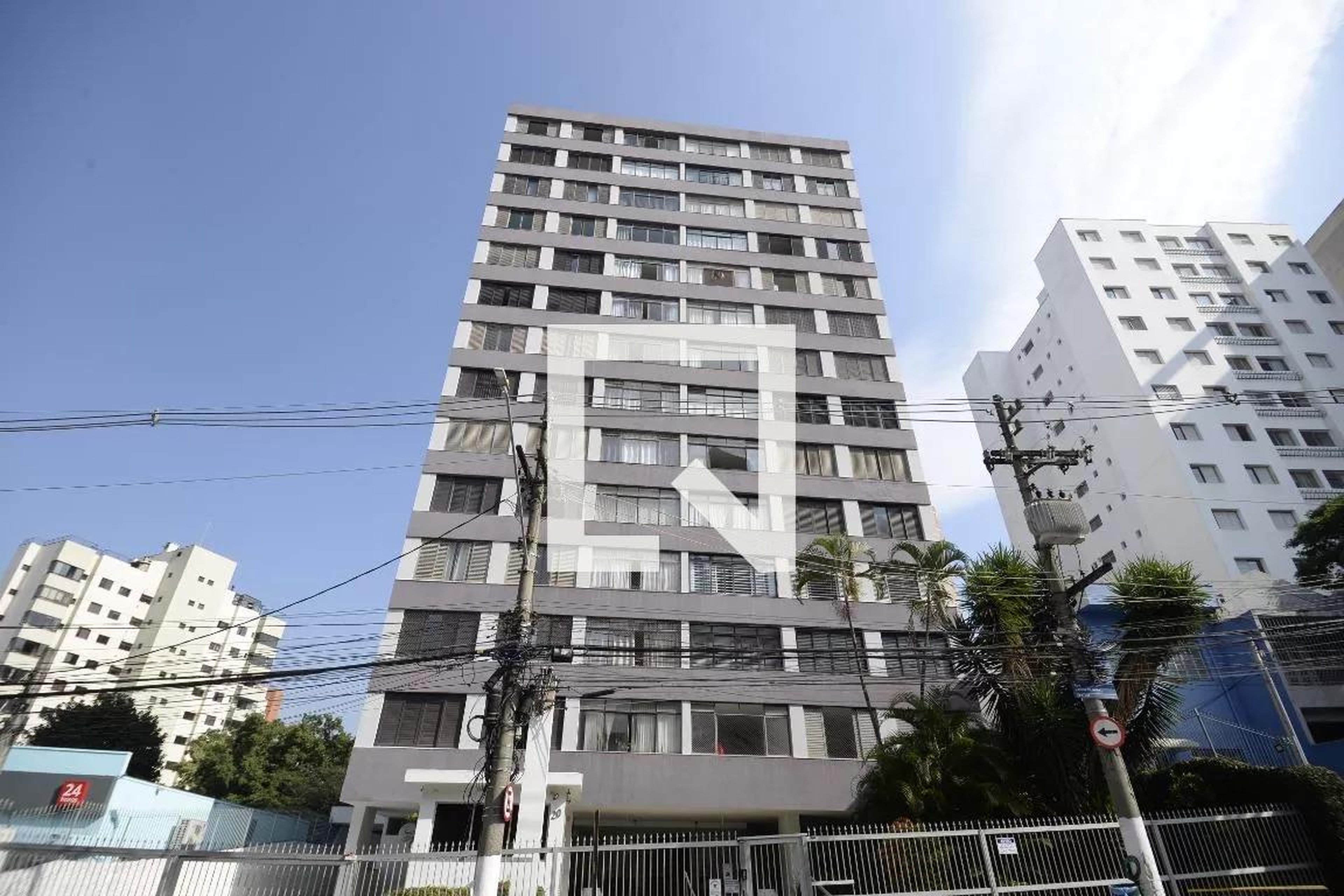 Fachada Condomínio débora crisitna