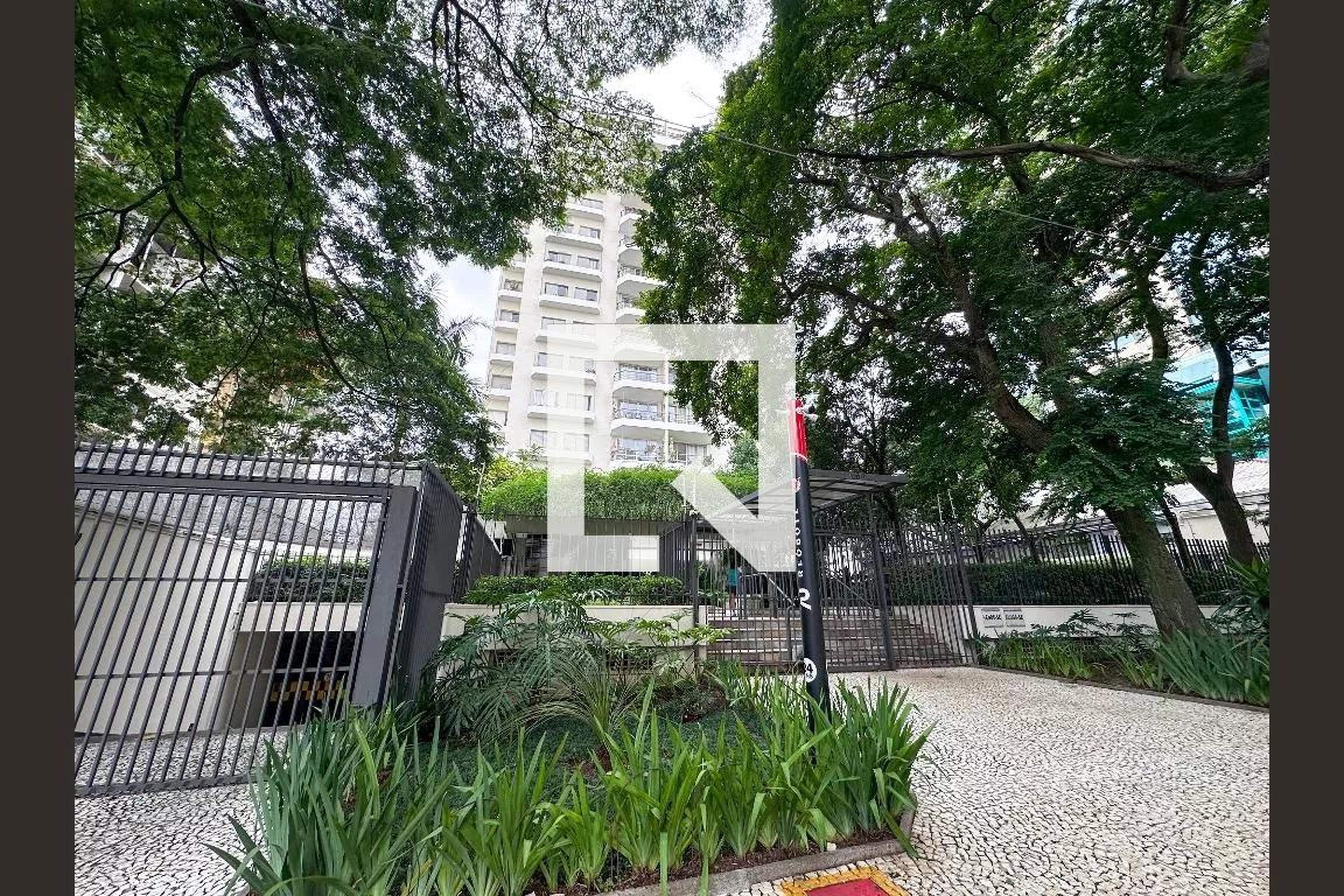 Fachada Condomínio Maison de Marseille