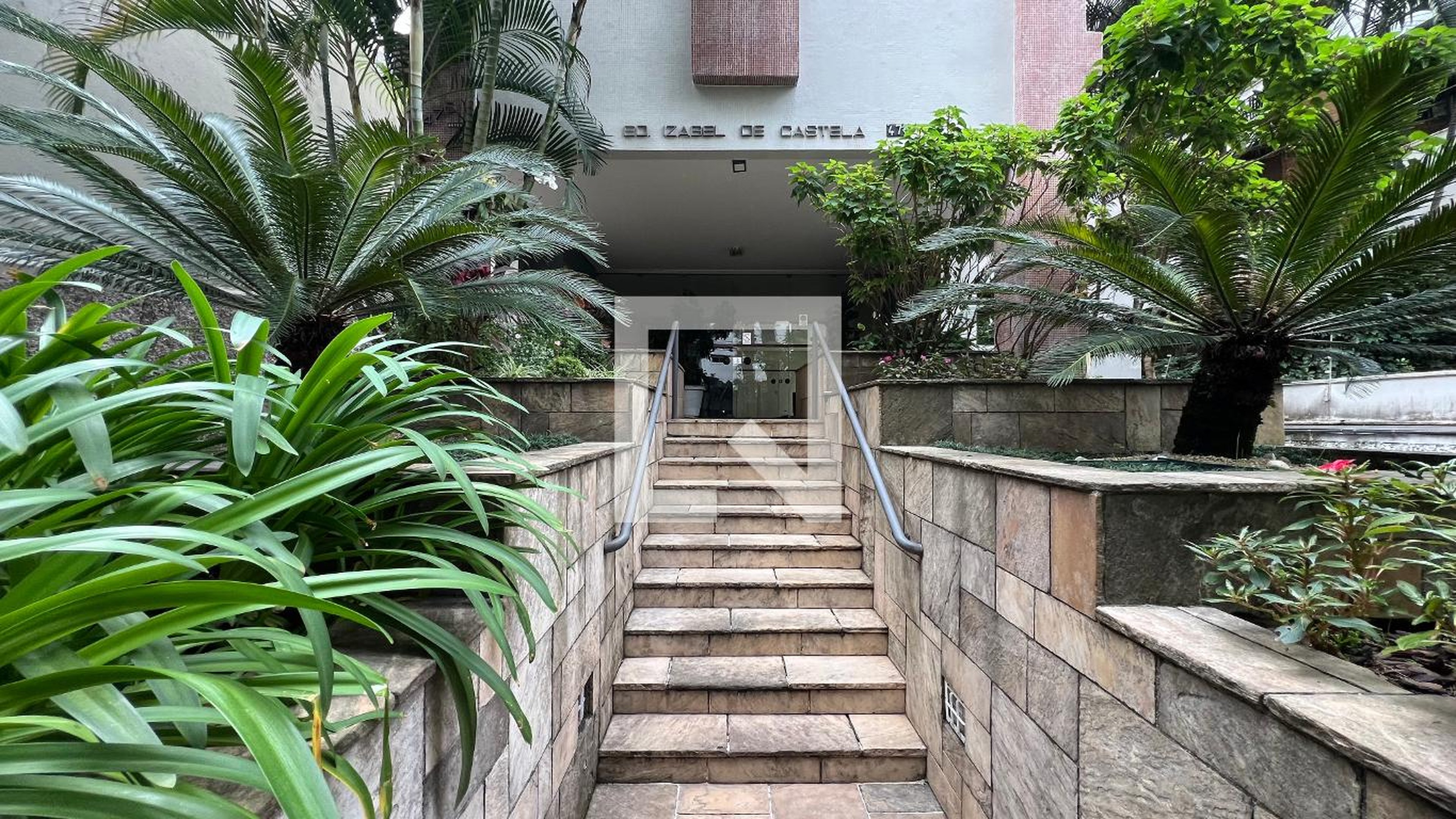 Entrada - Edifício Isabel De Castela