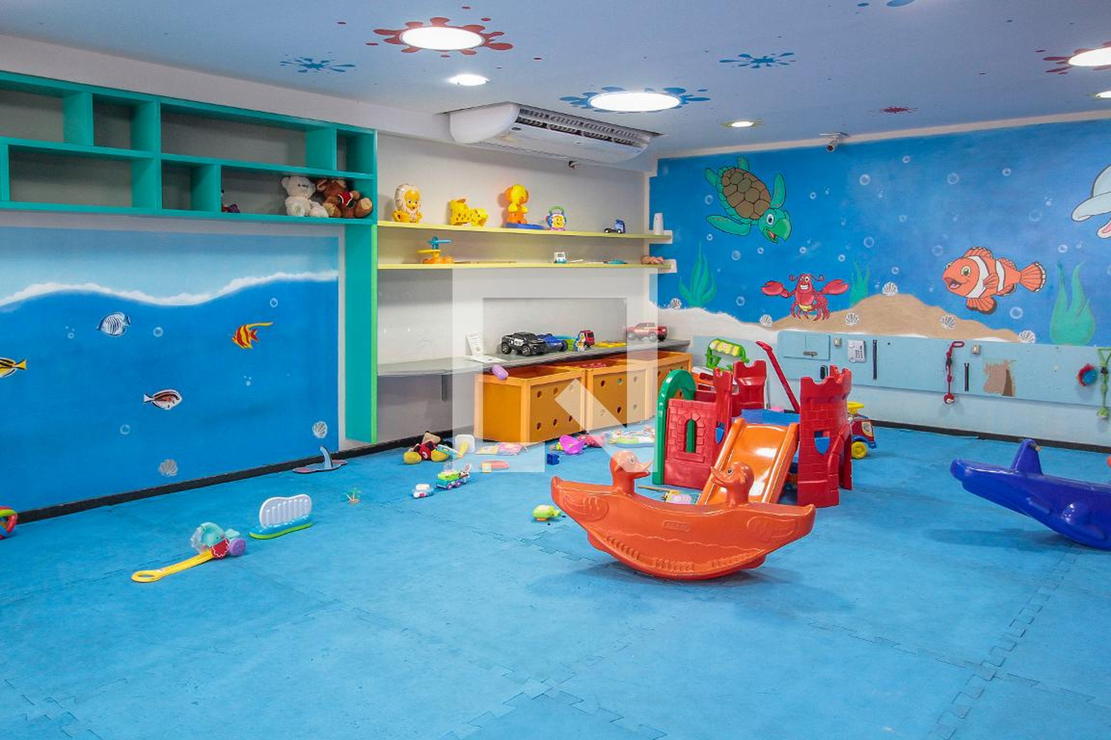 Brinquedoteca Condomínio em Avenida Lúcio Costa, 3