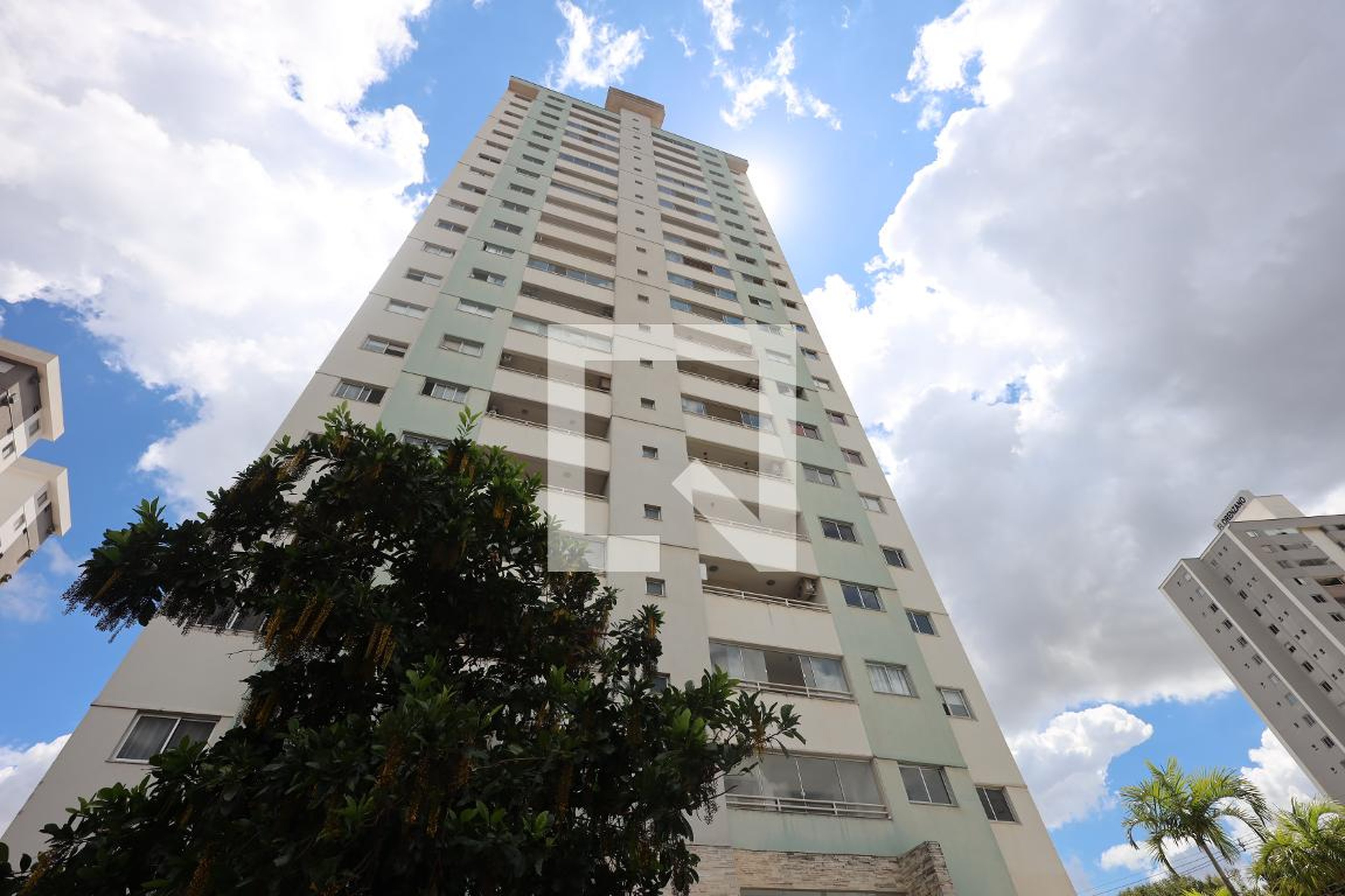 Fachada do Prédio Condomínio Solar Lírios do Campo