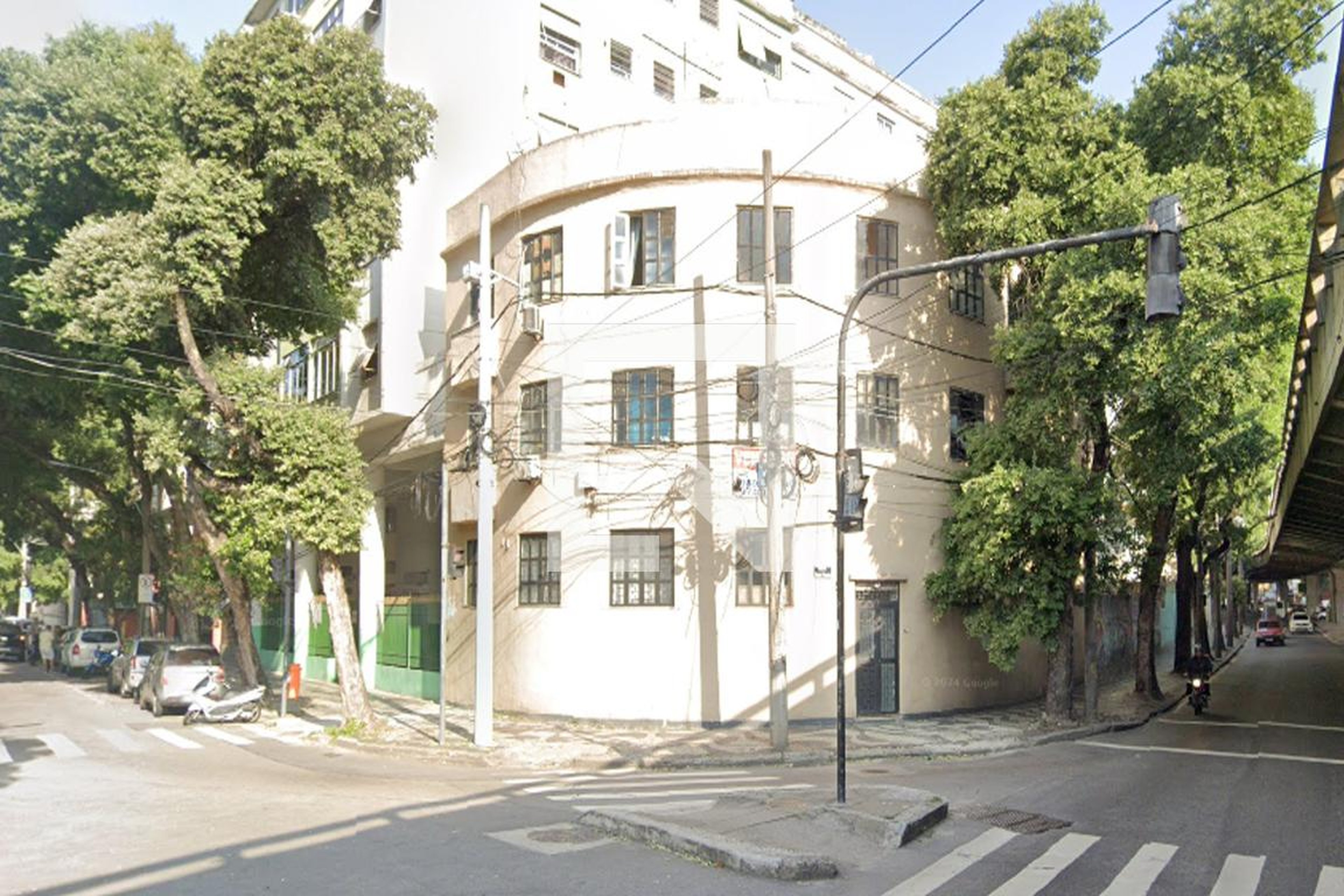 Fachada Condomínio em Rua Joaquim Palhares, 313