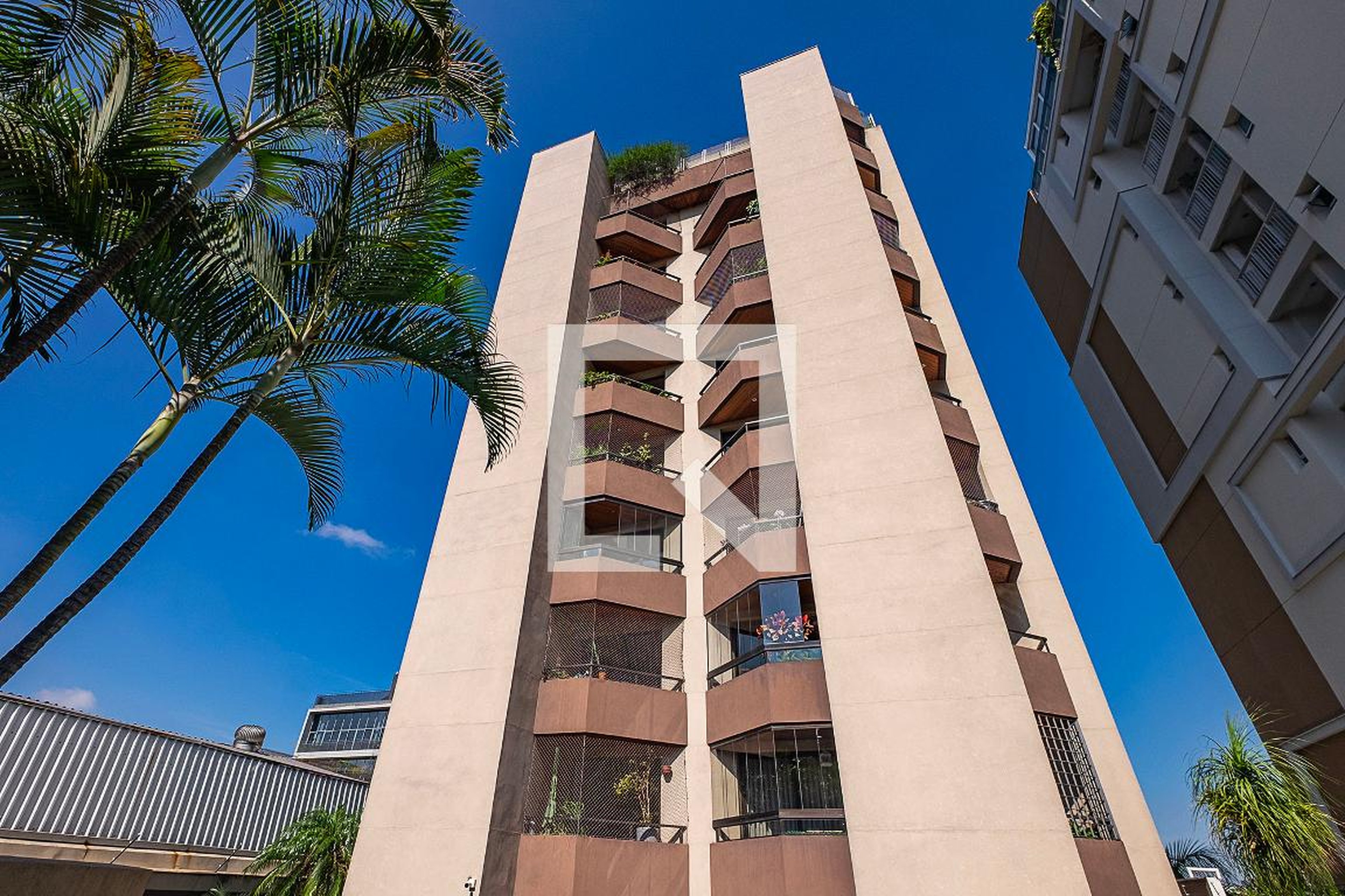 Fachada Condomínio Pinheiros New Time