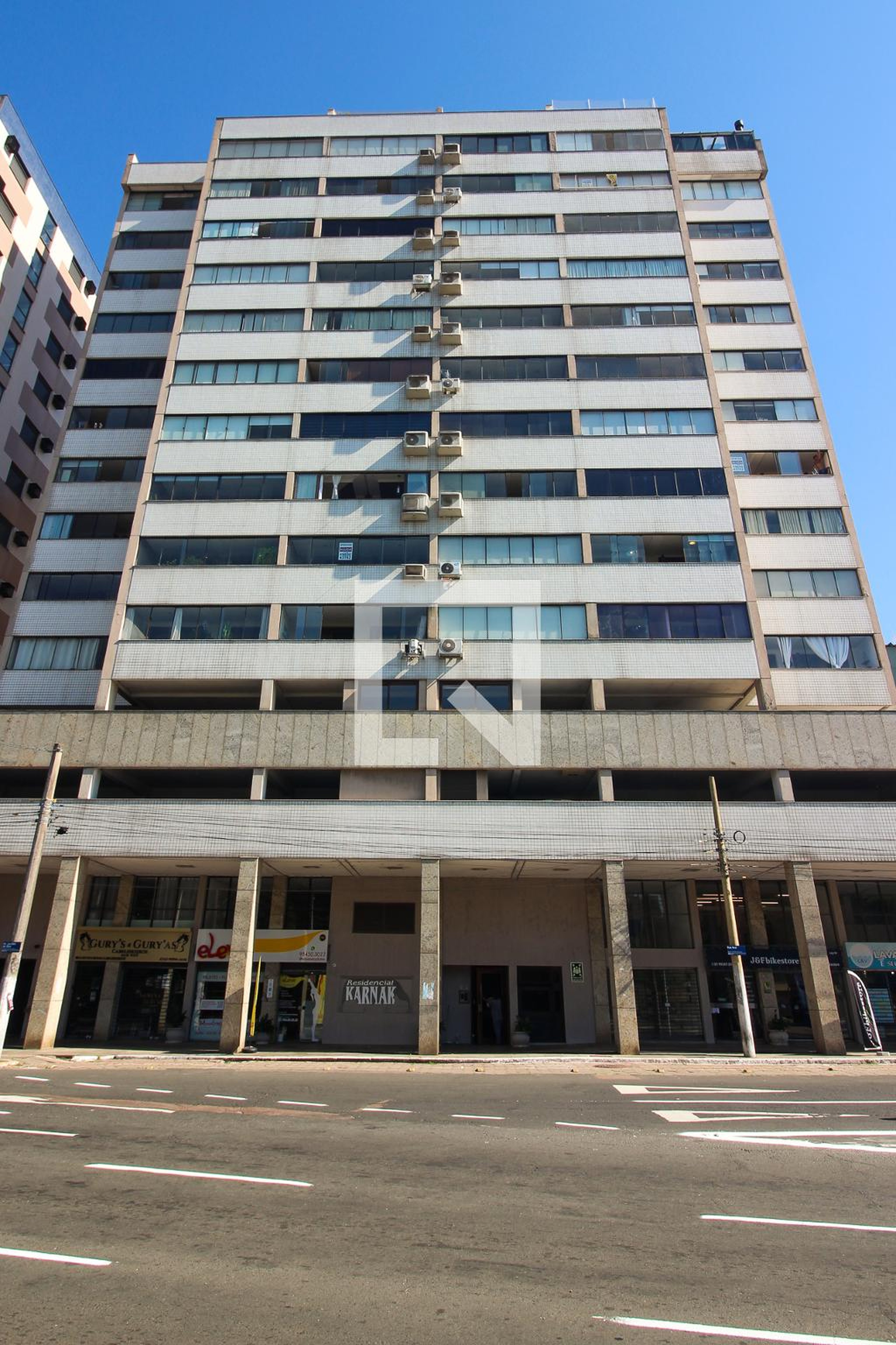 Fachada do Prédio Residencial Karnak