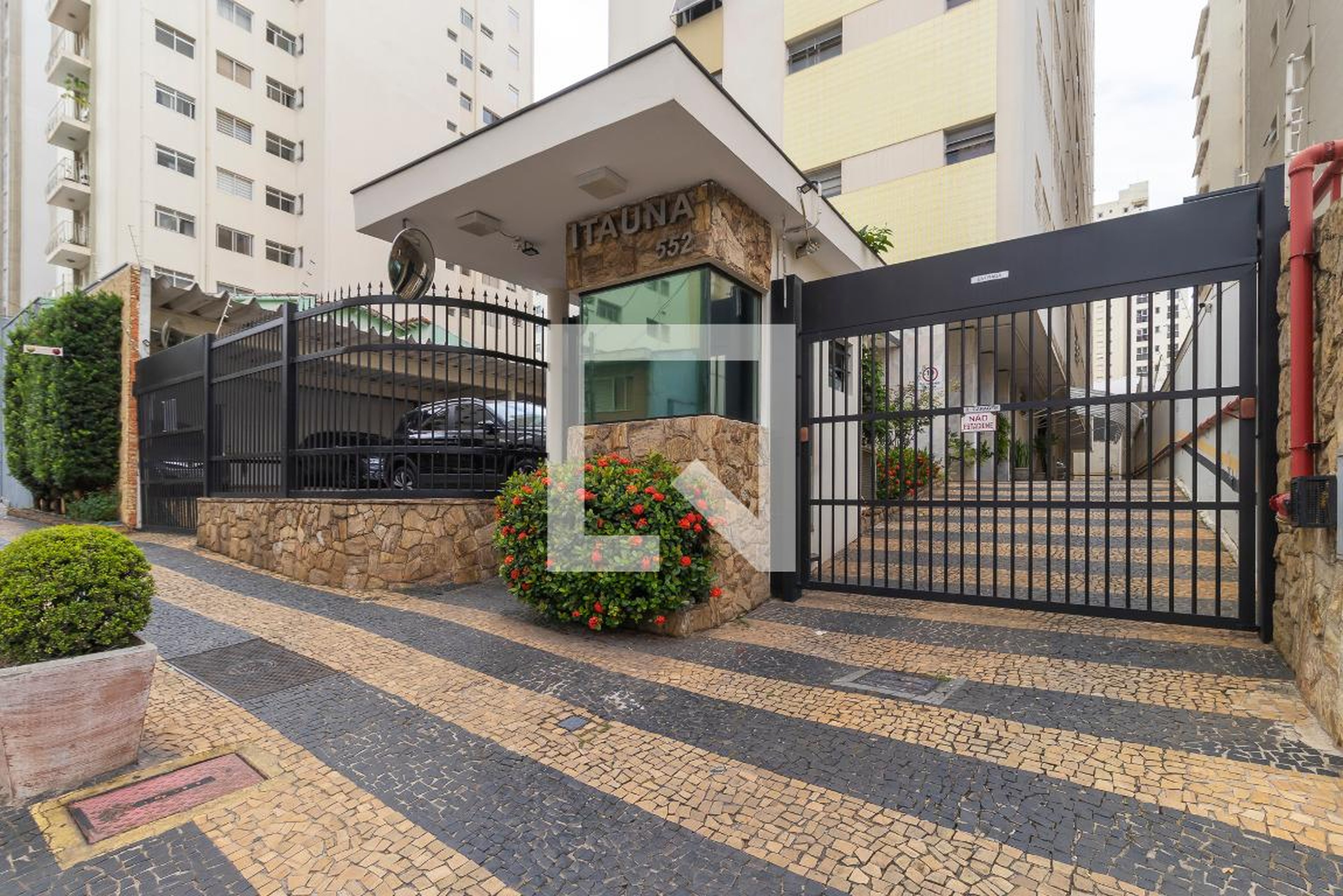 Fachada Condomínio Itauna