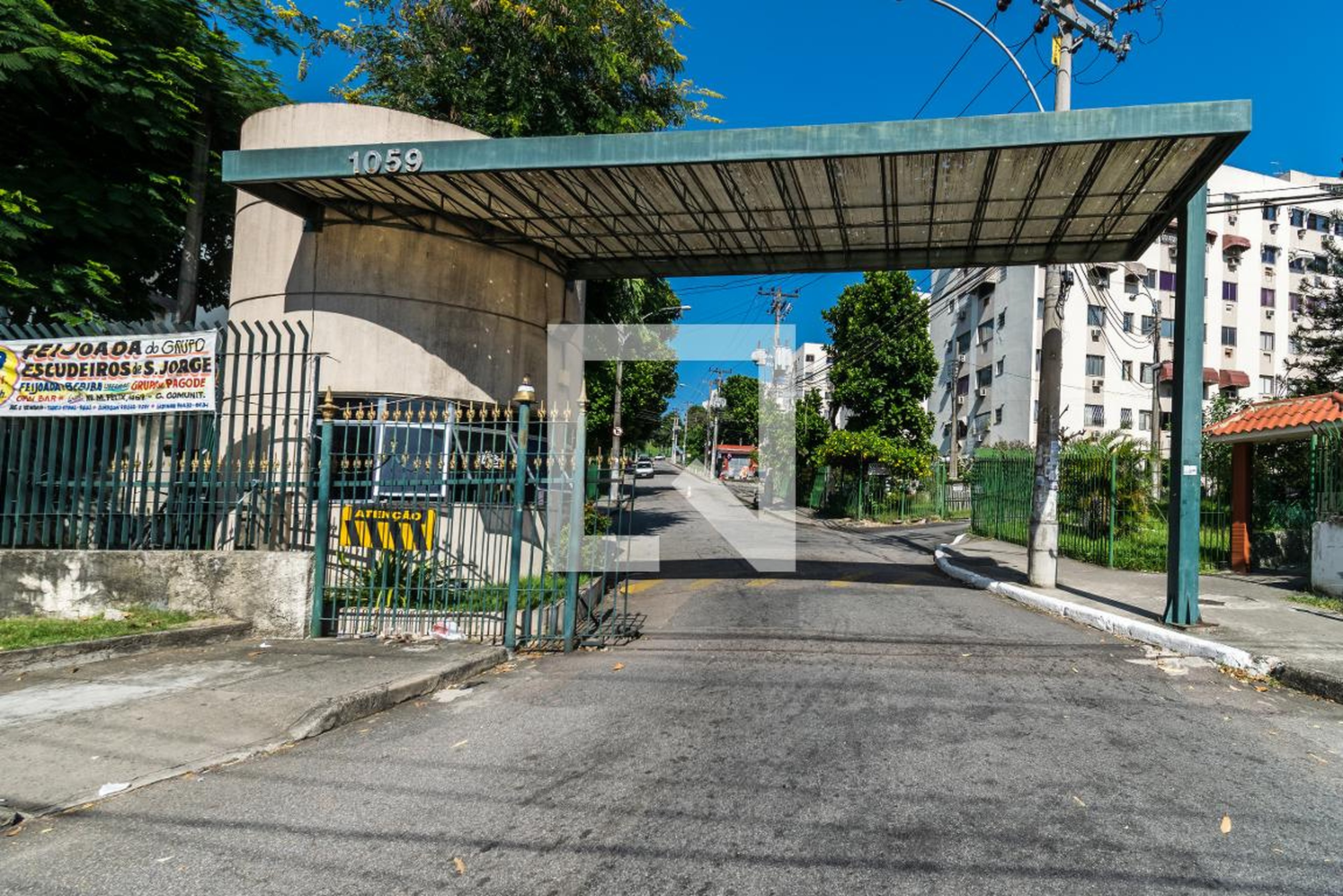 Fachada do Condomínio Edifício Vitória Régia