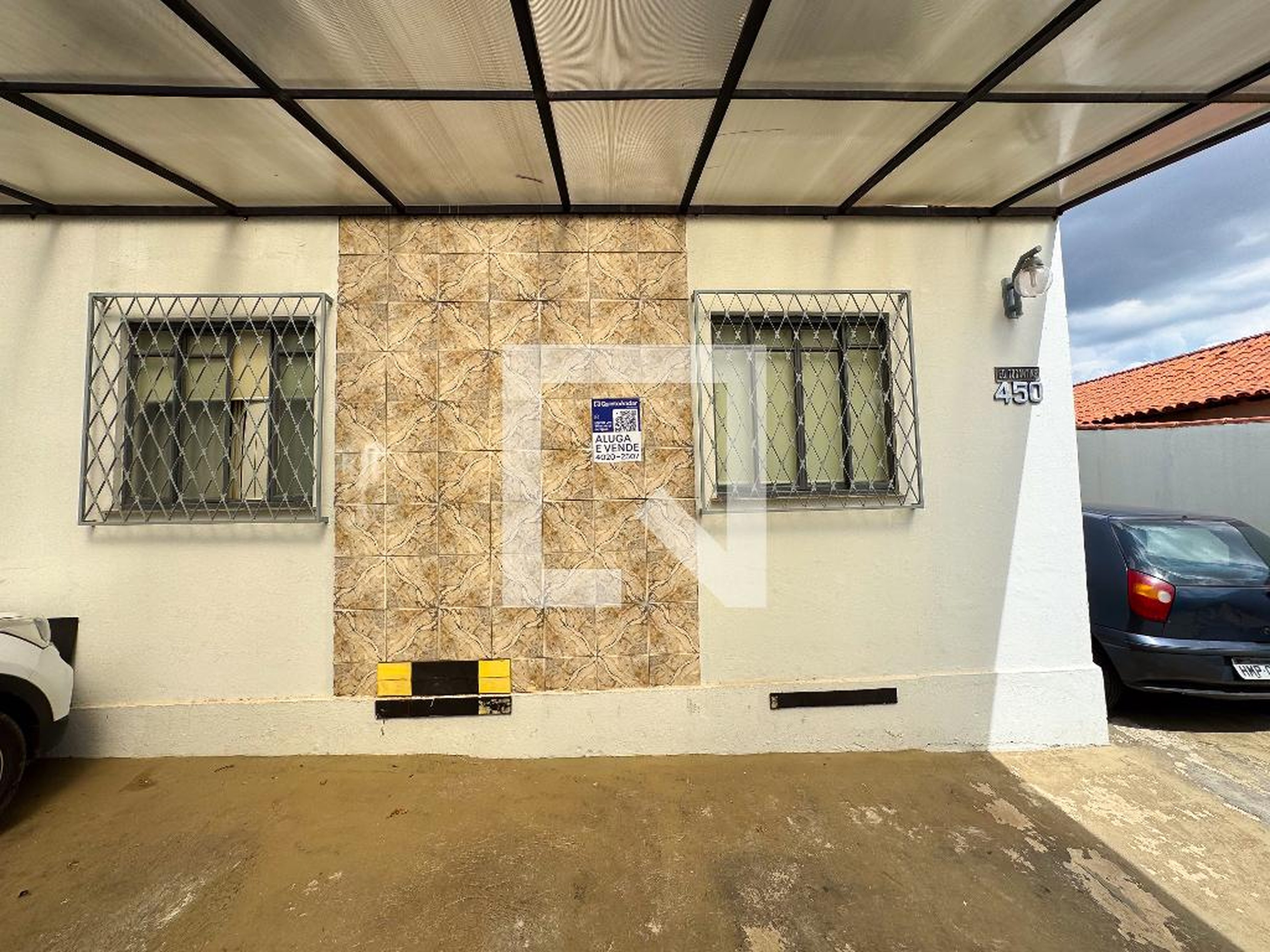 Fachada Condomínio em Rua Desembargador Cintra Neto, 450