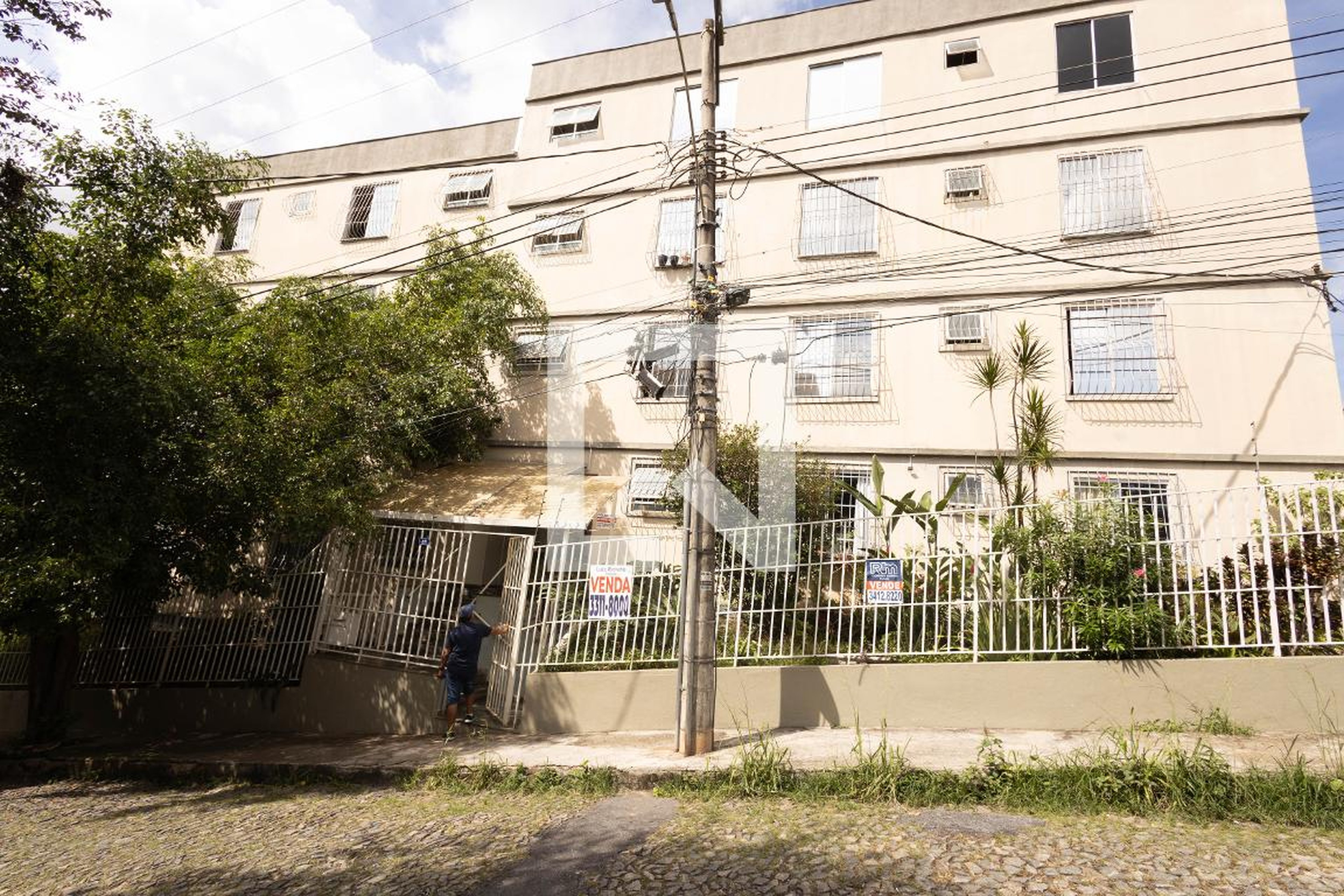 Fachada Condomínio em Rua São Jorge, 85