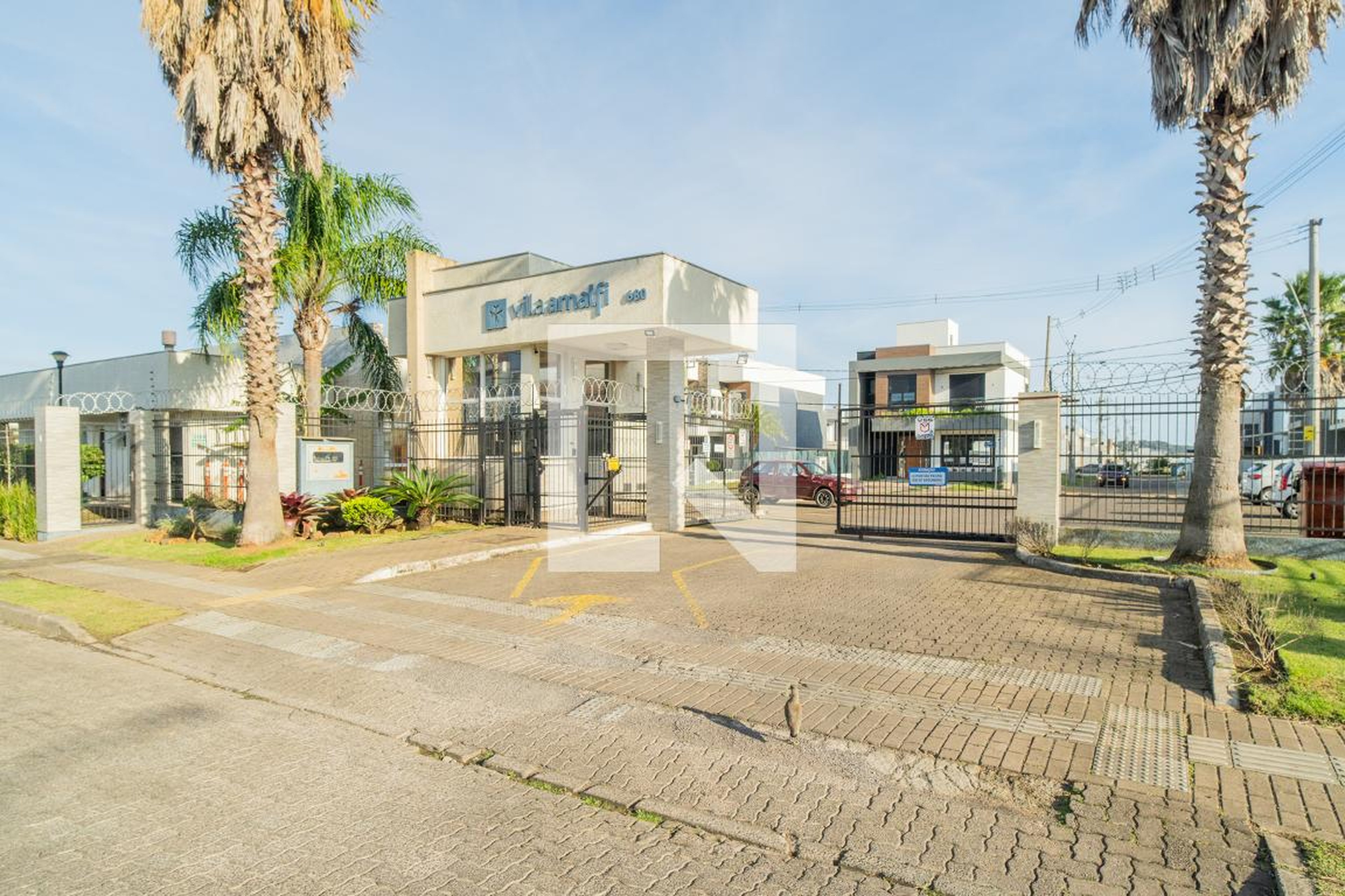 Fachada Condomínio Villa Amalfi