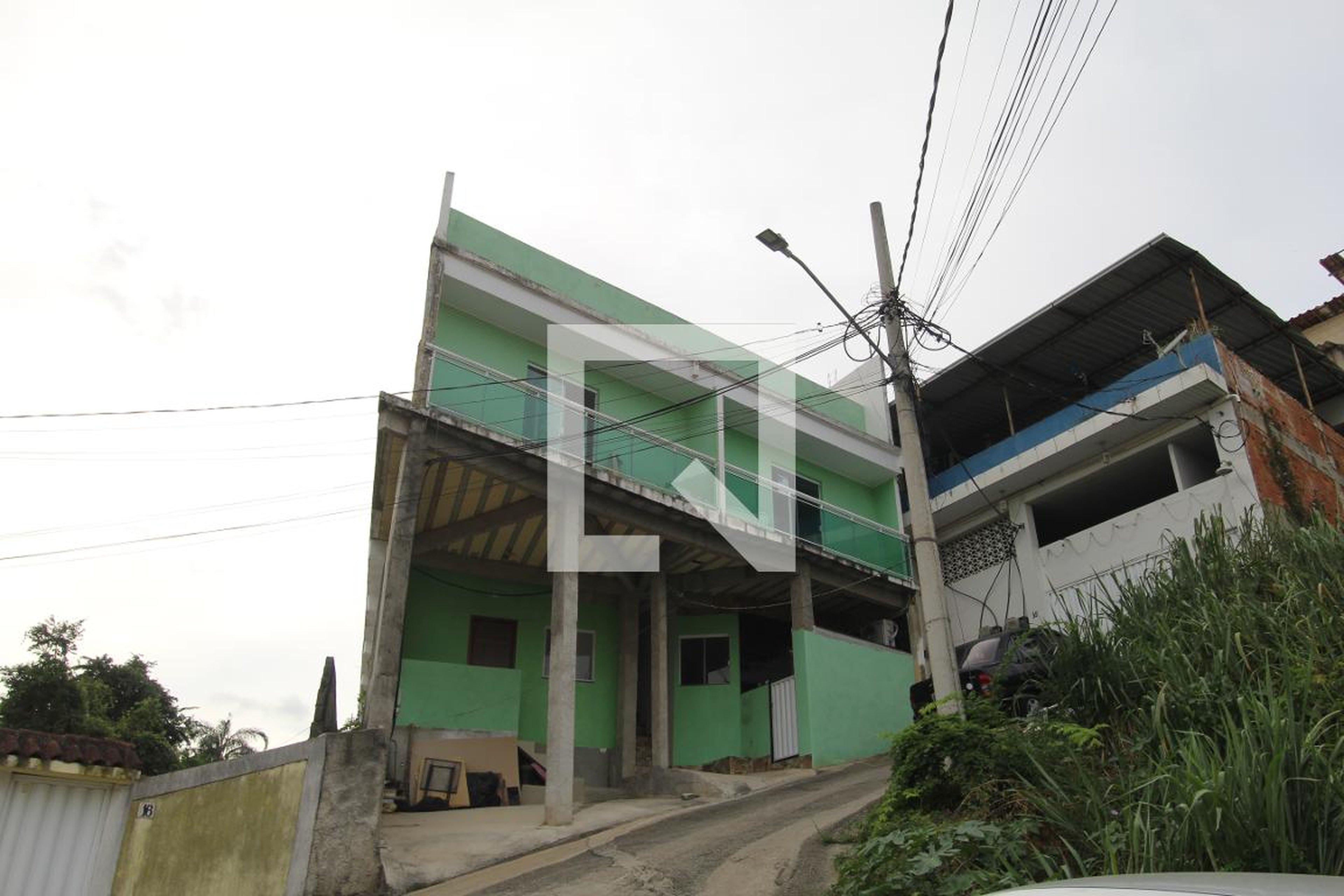 Fachada Condomínio em Estrada da Covanca, 530