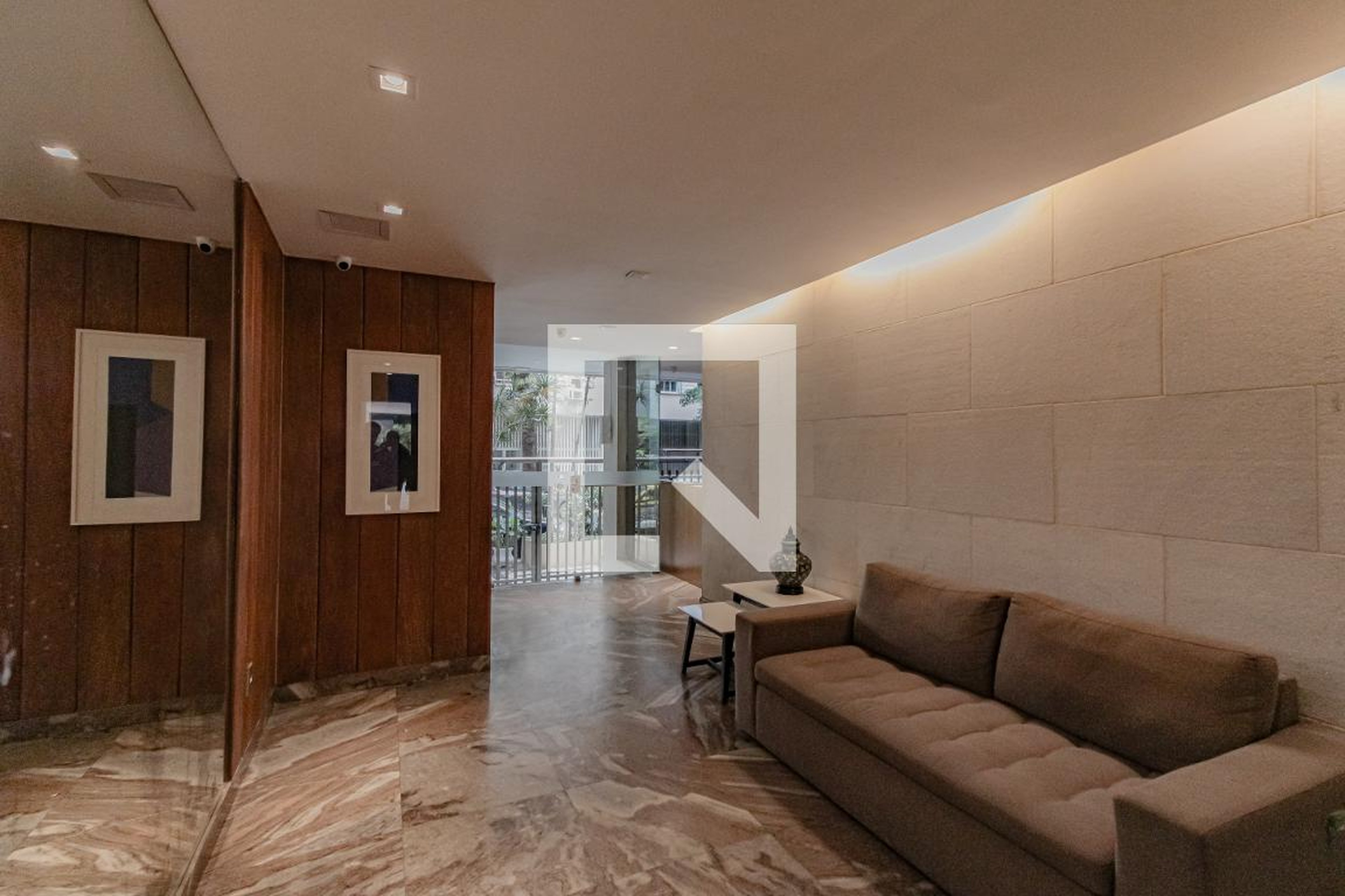 Hall de entrada - Bulhões de Carvalho