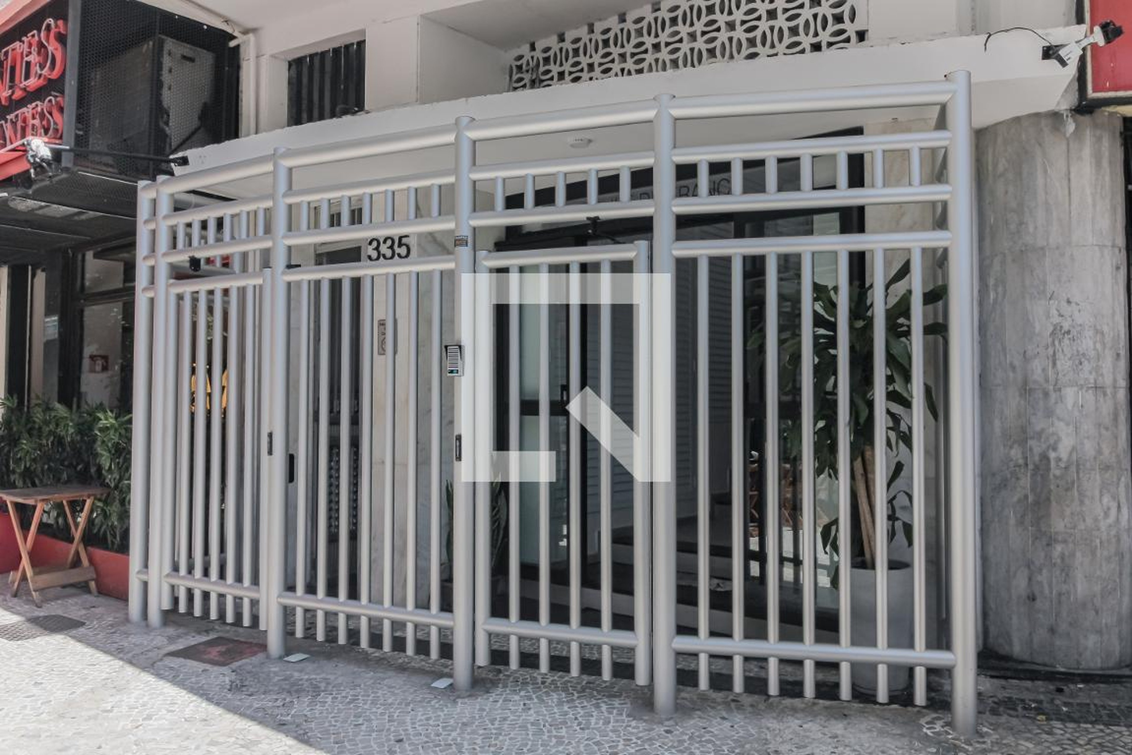 Entrada - Ile de France