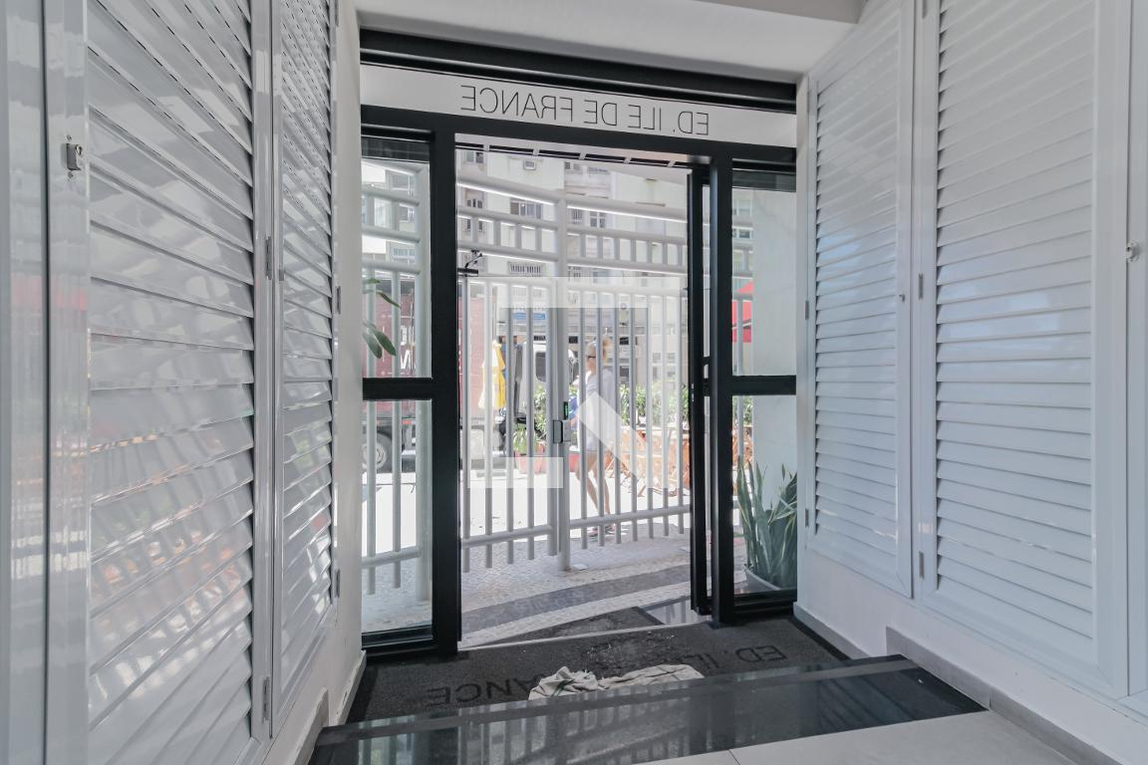 Hall de entrada - Ile de France