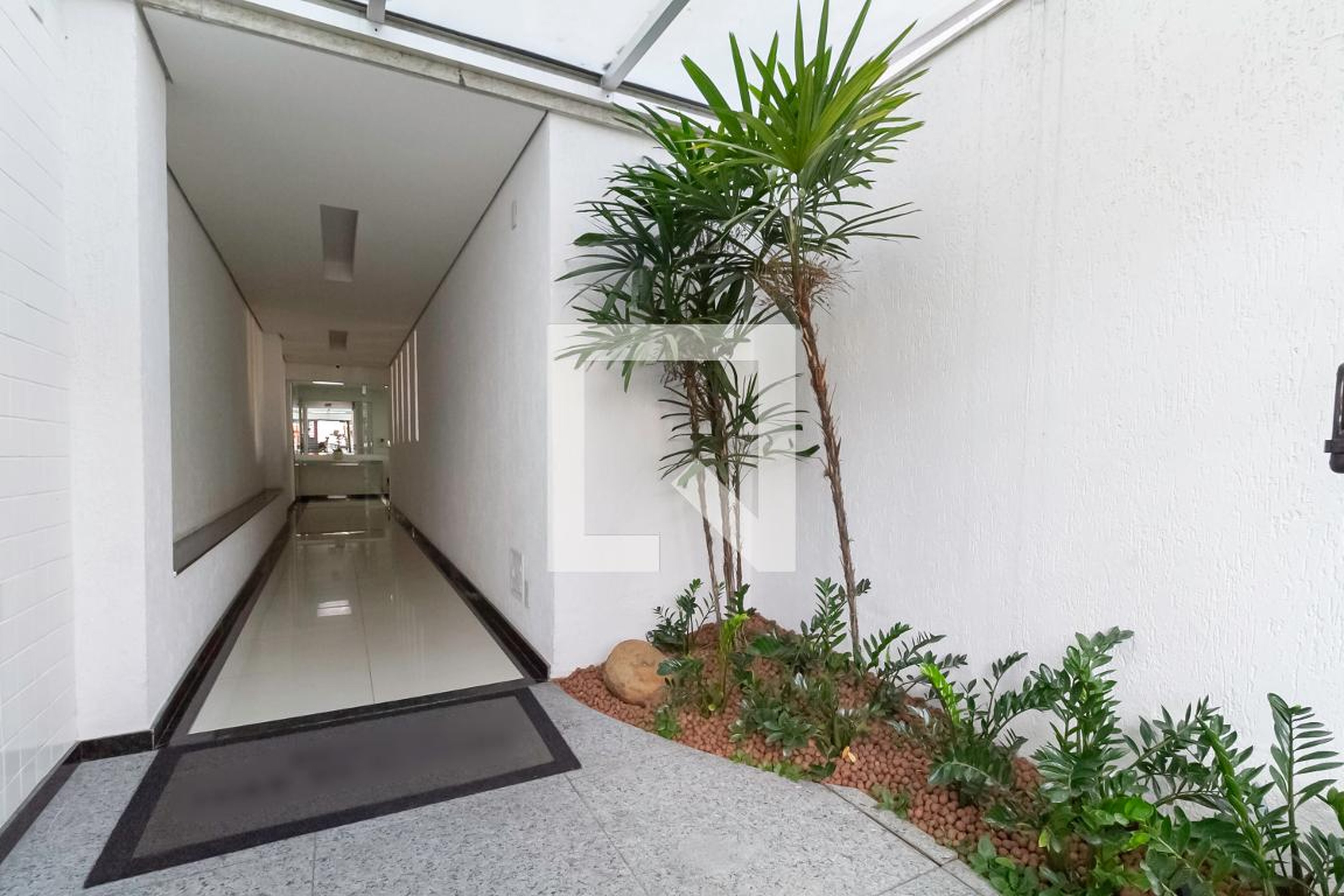 Hall social Condomínio em Rua Desembargador Afonso Lages, 277