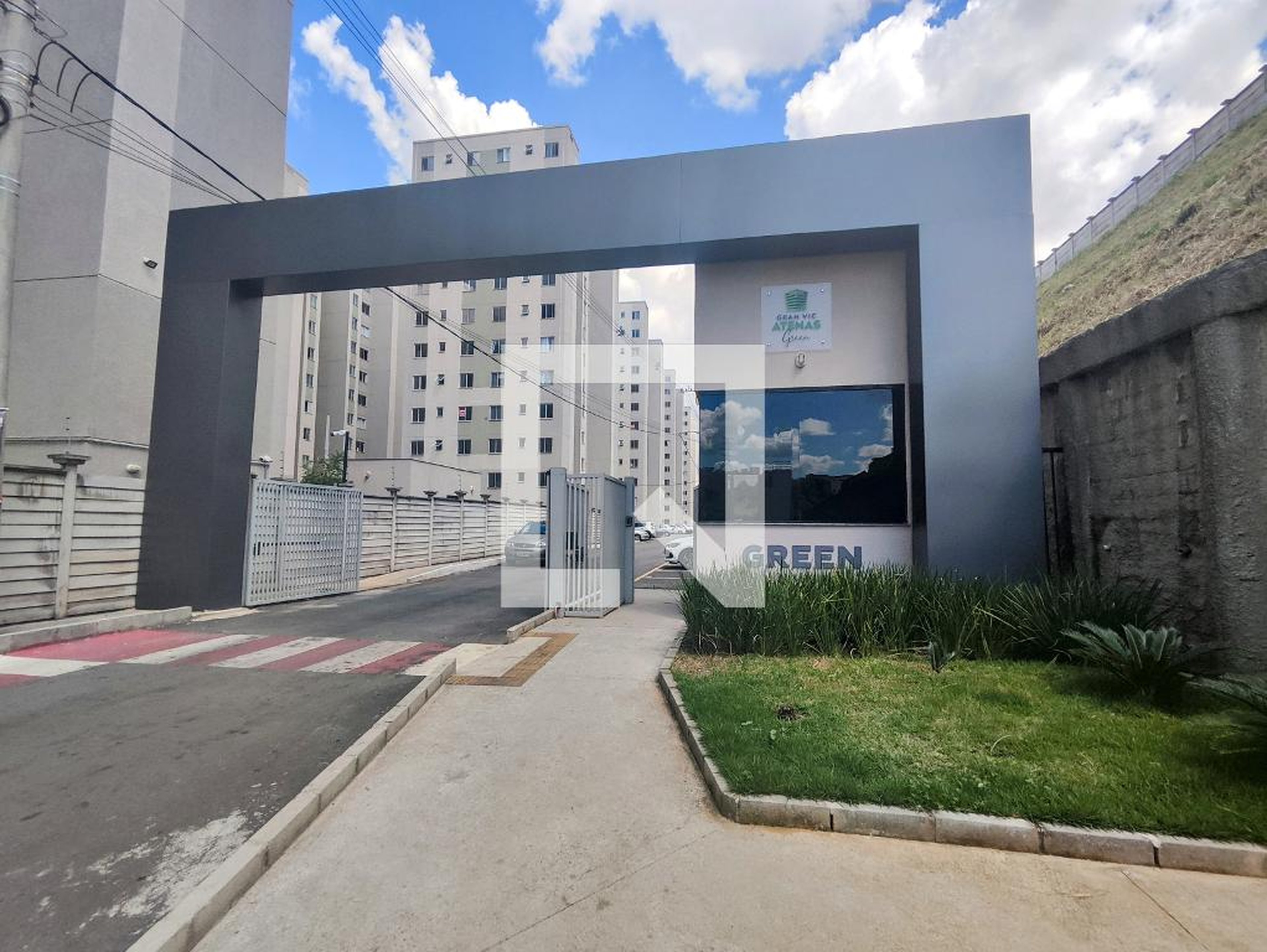 Fachada do Condomínio Condomínio Gran Vic Atenas