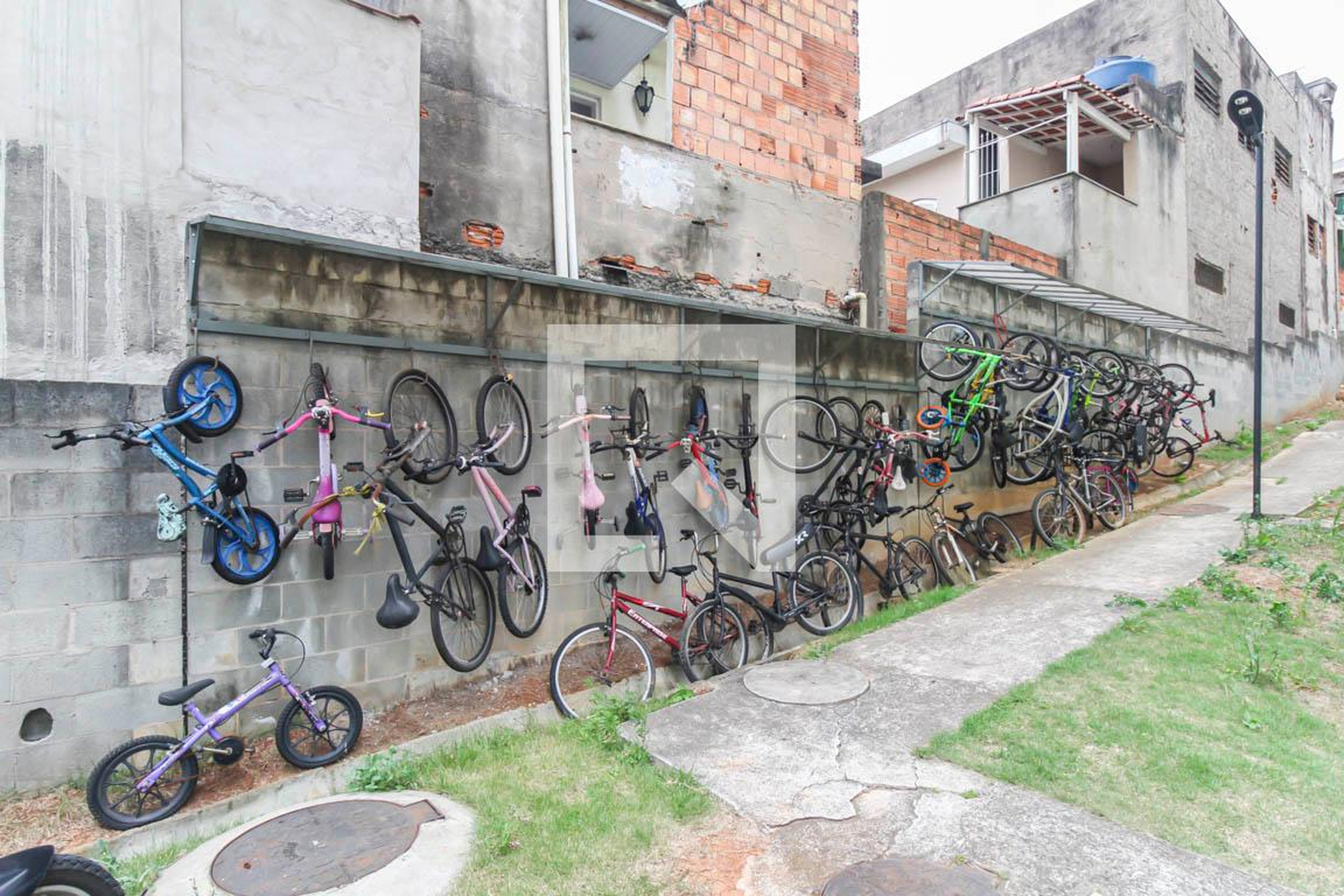 Bicicletario - Residencial Fluorita 2