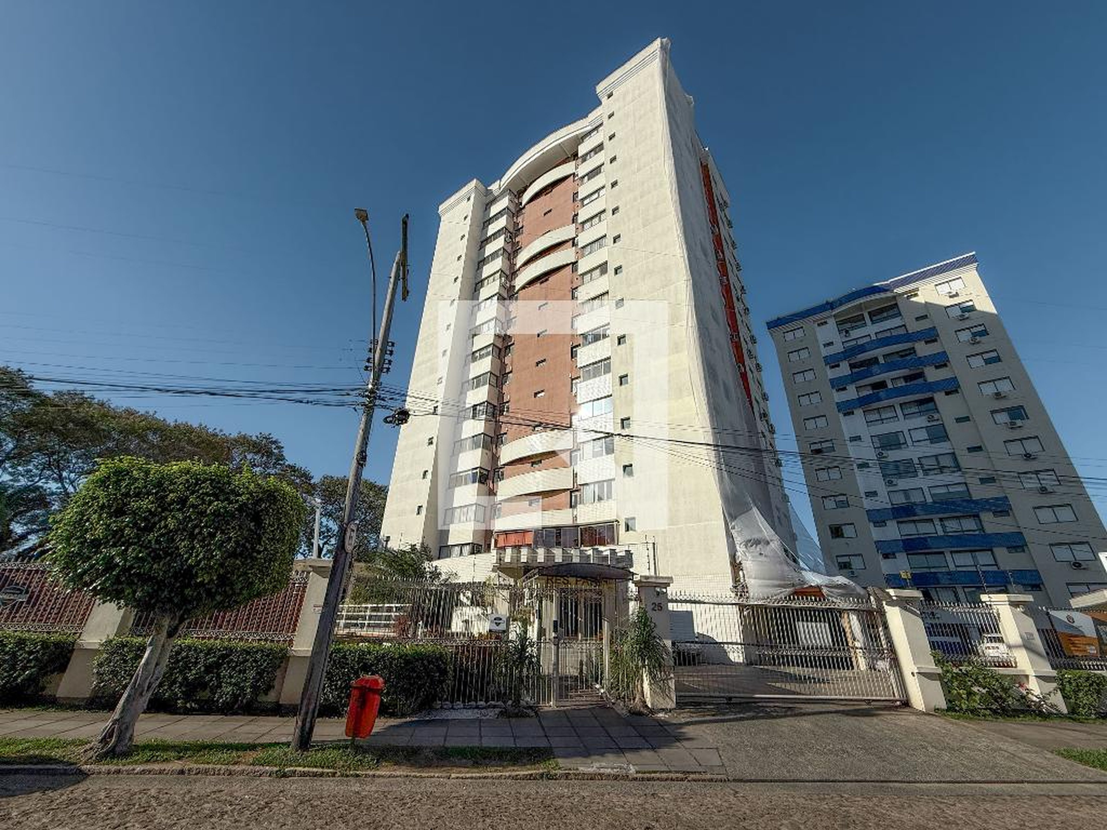 Fachada Residencial Paris