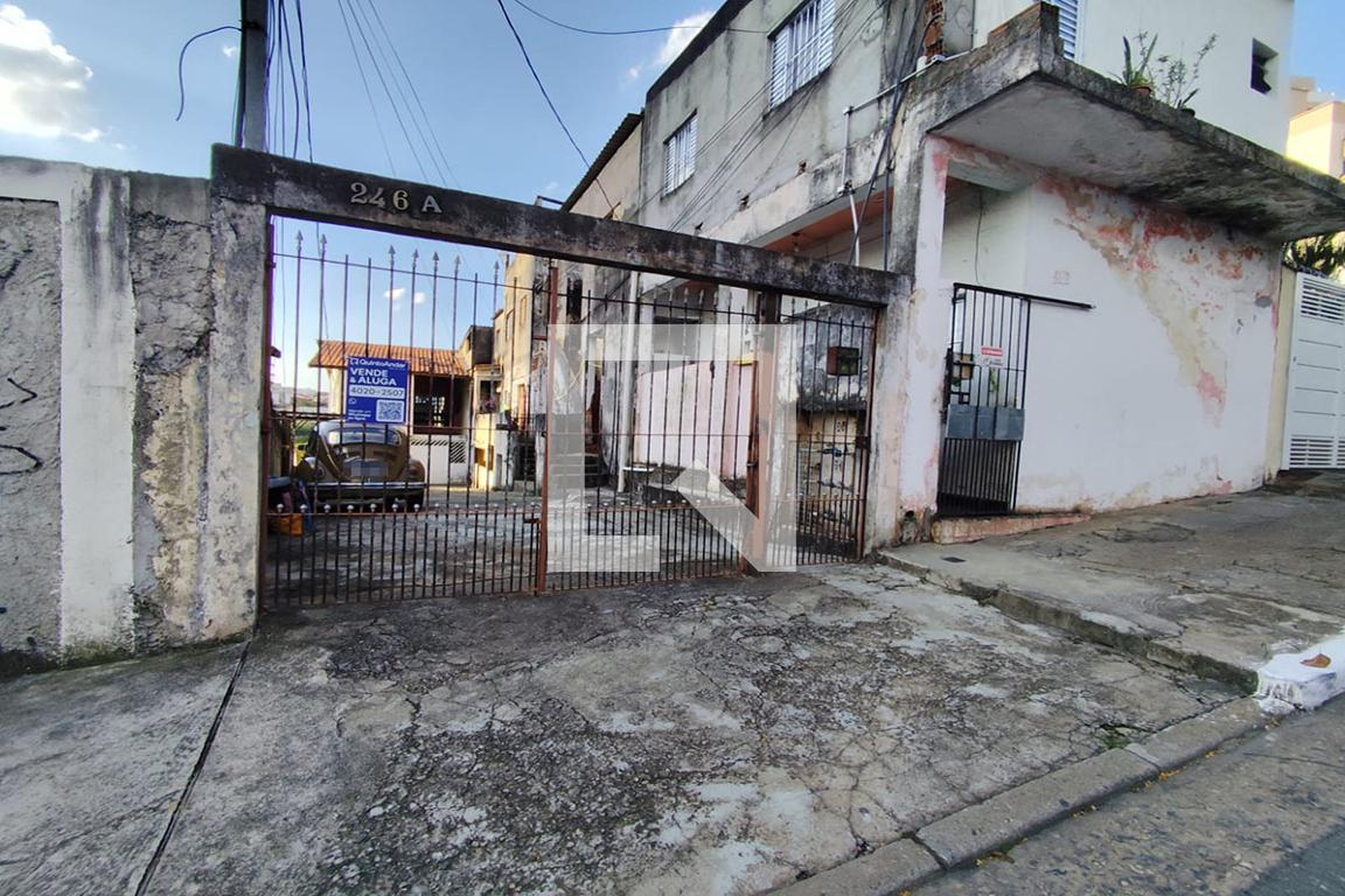 Fachada Condomínio em Rua Astorga, 246