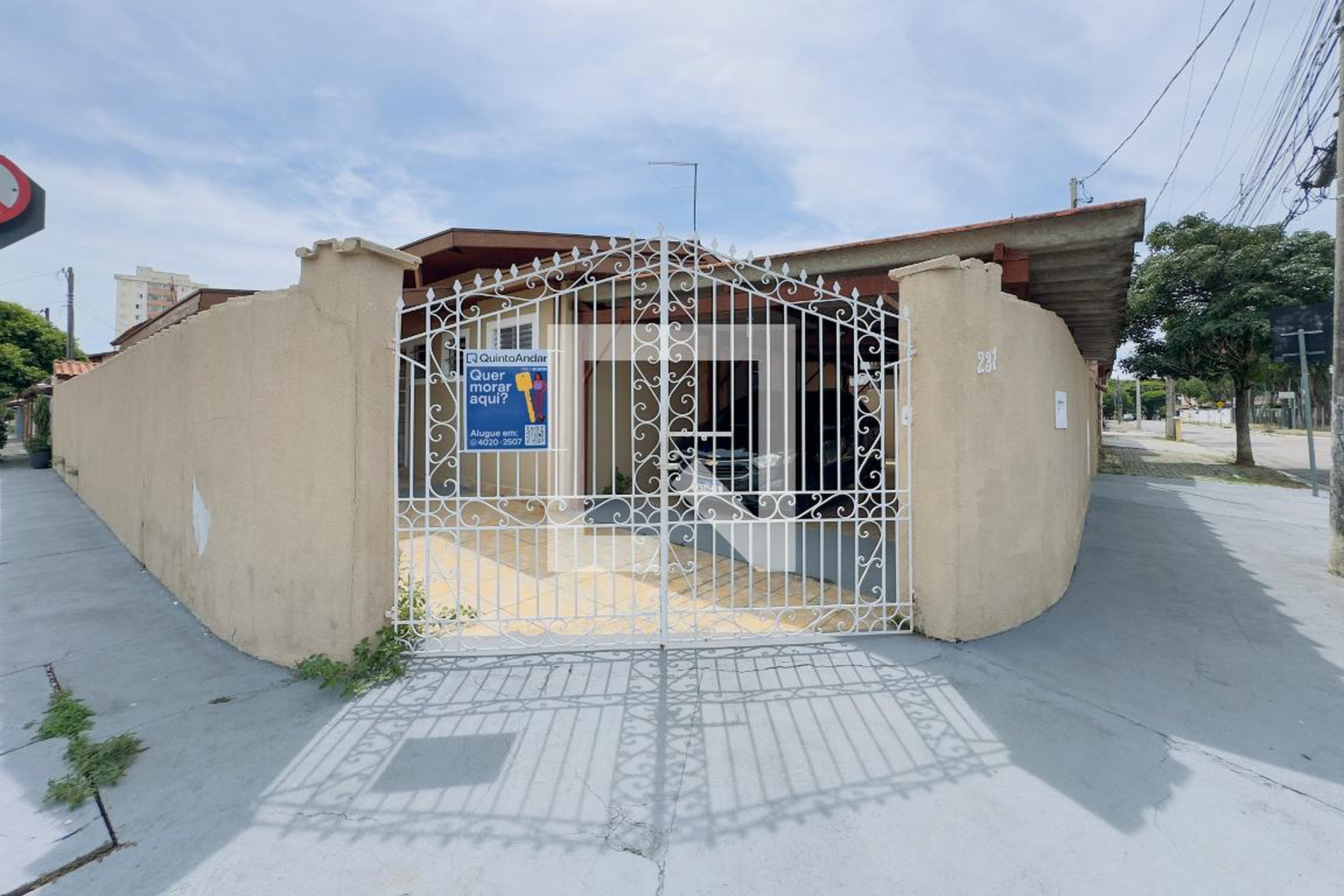 Fachada Condomínio em Rua dos Girassóis, 231