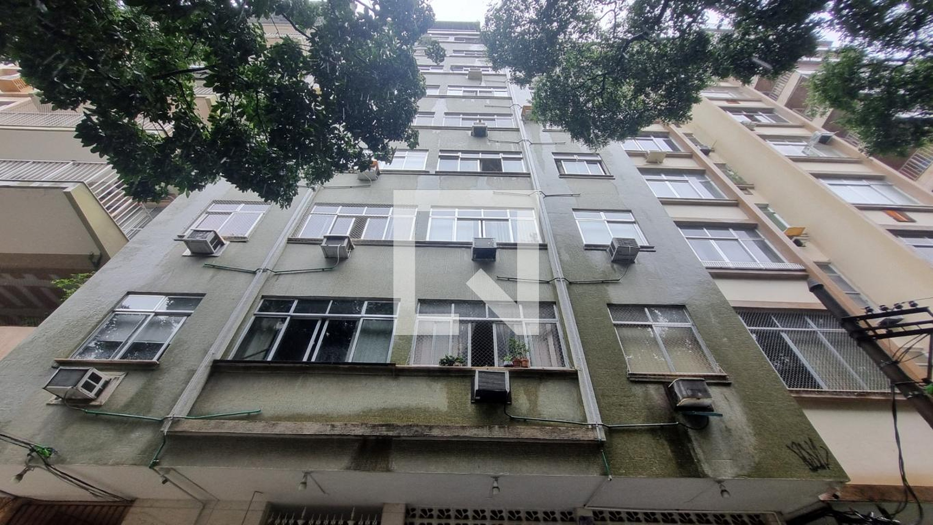 Fachada Condomínio em Rua Uruguai, 86