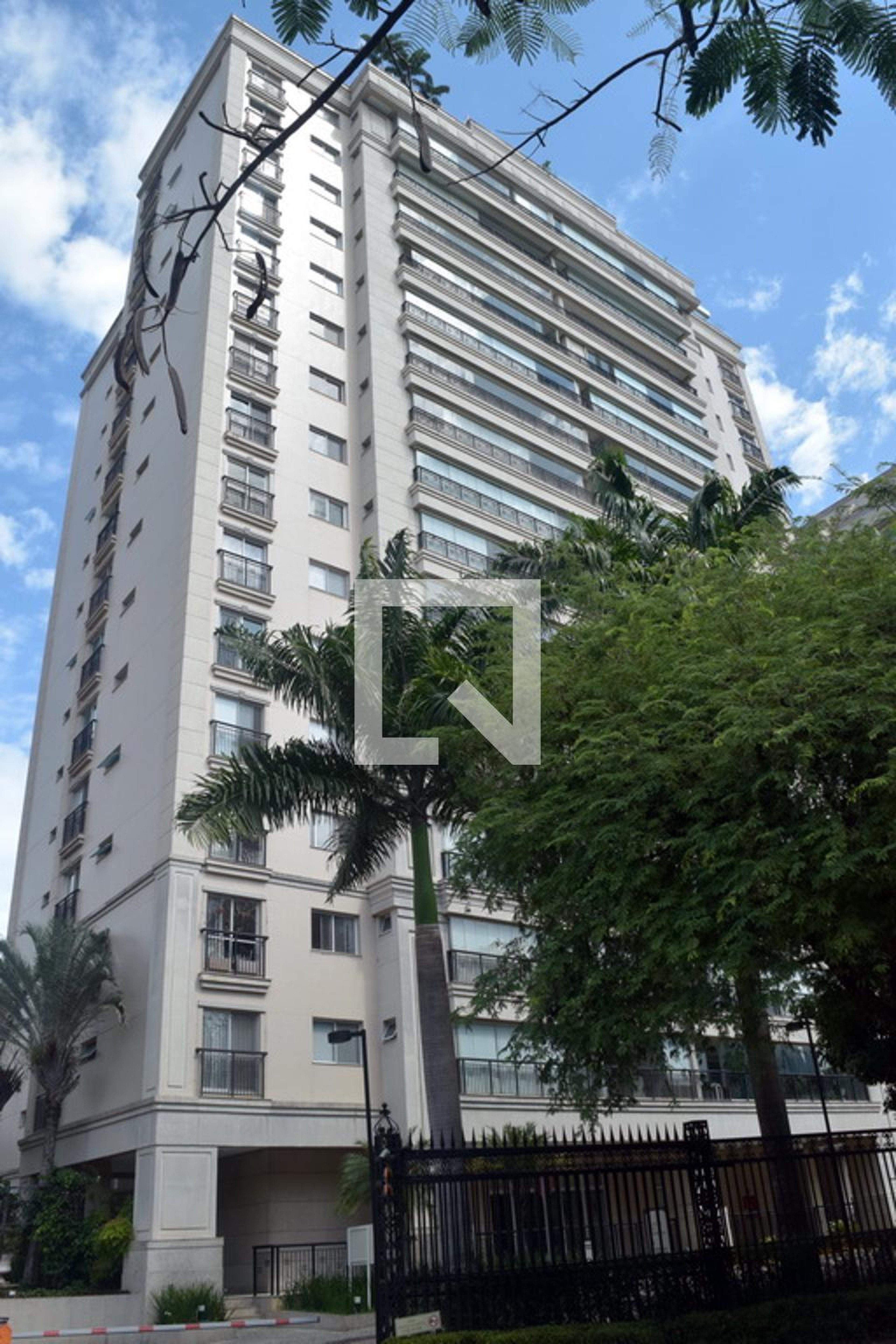 Fachada Condomínio 360 On The Park