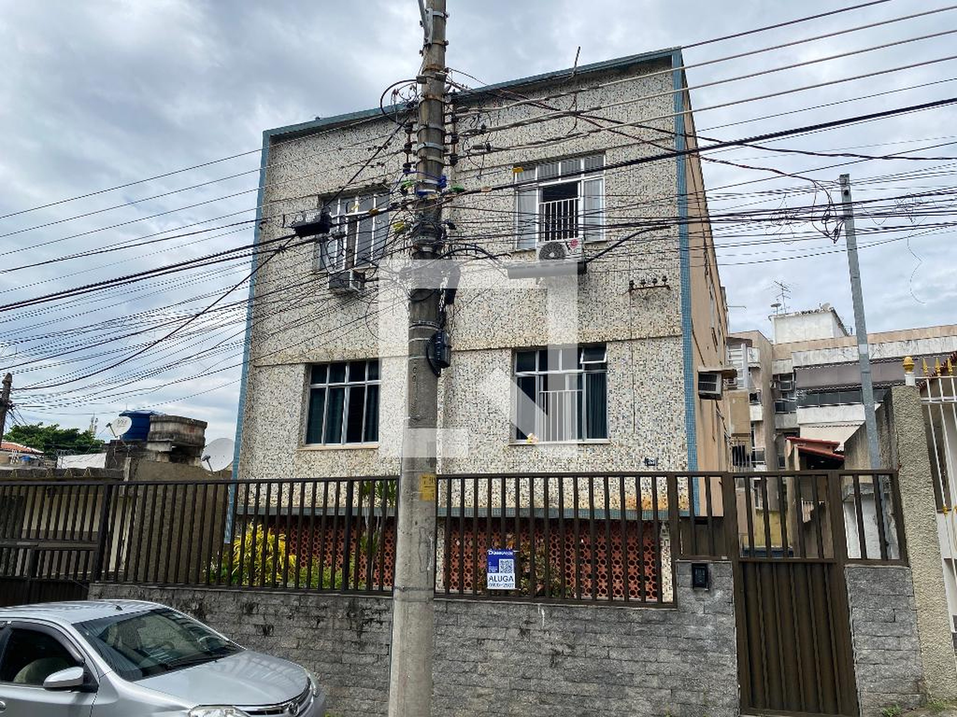 Fachada Condomínio em Rua Bardana, 53