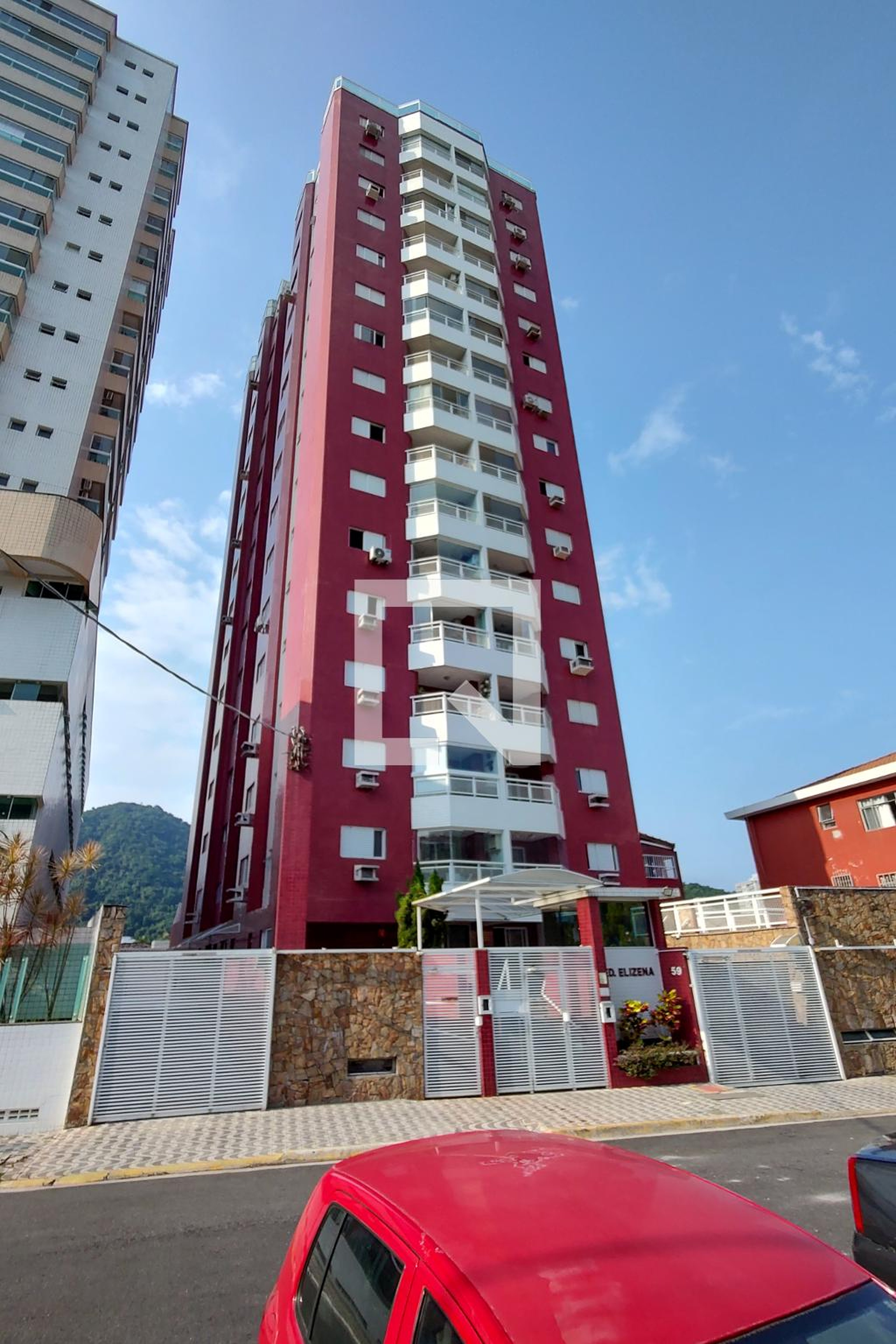 Fachada do Prédio Condomínio Elizena