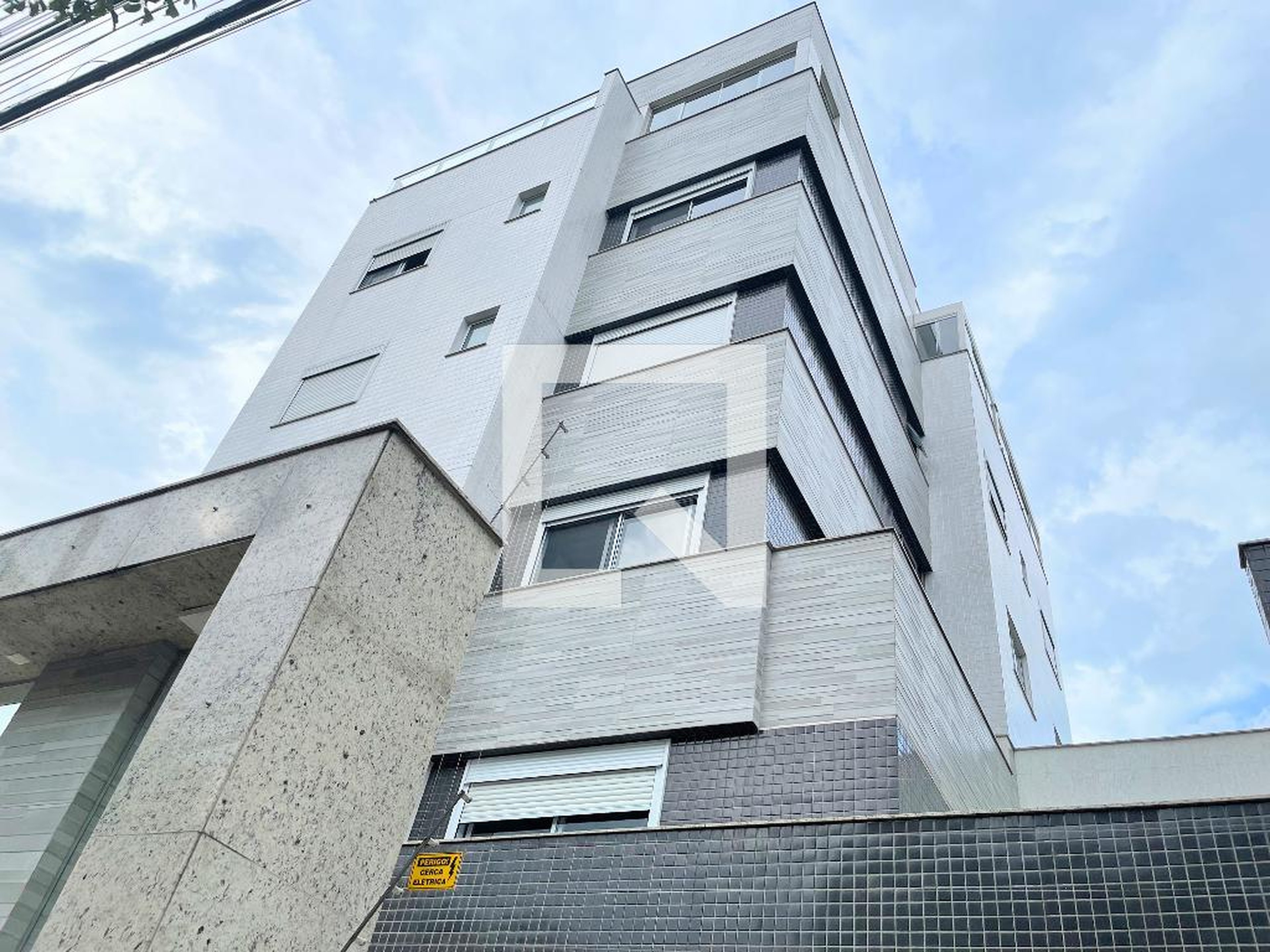 Fachada Edifício Castelo de Montalvao