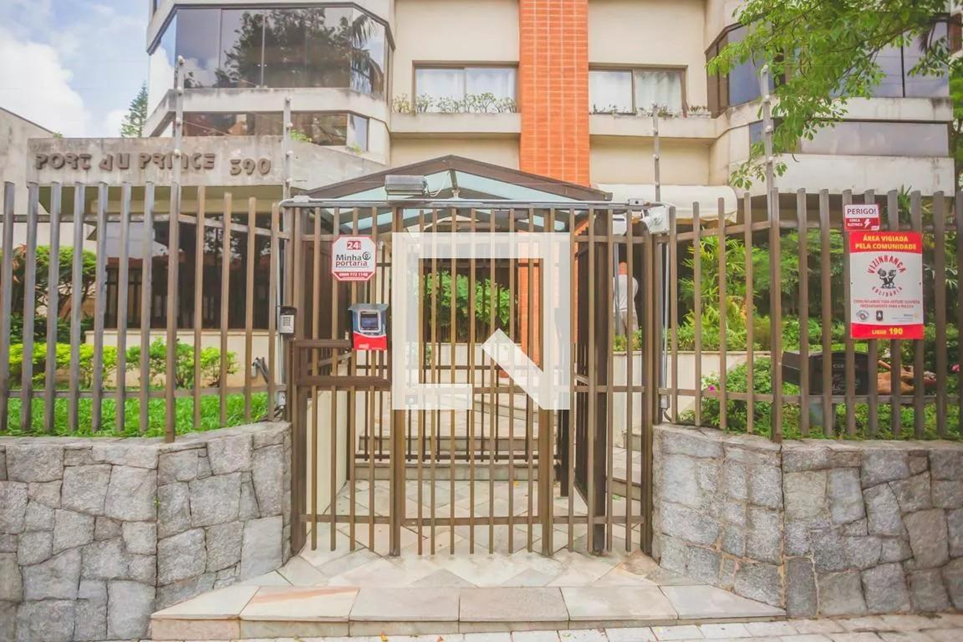 Fachada Edifício Port Au Prince