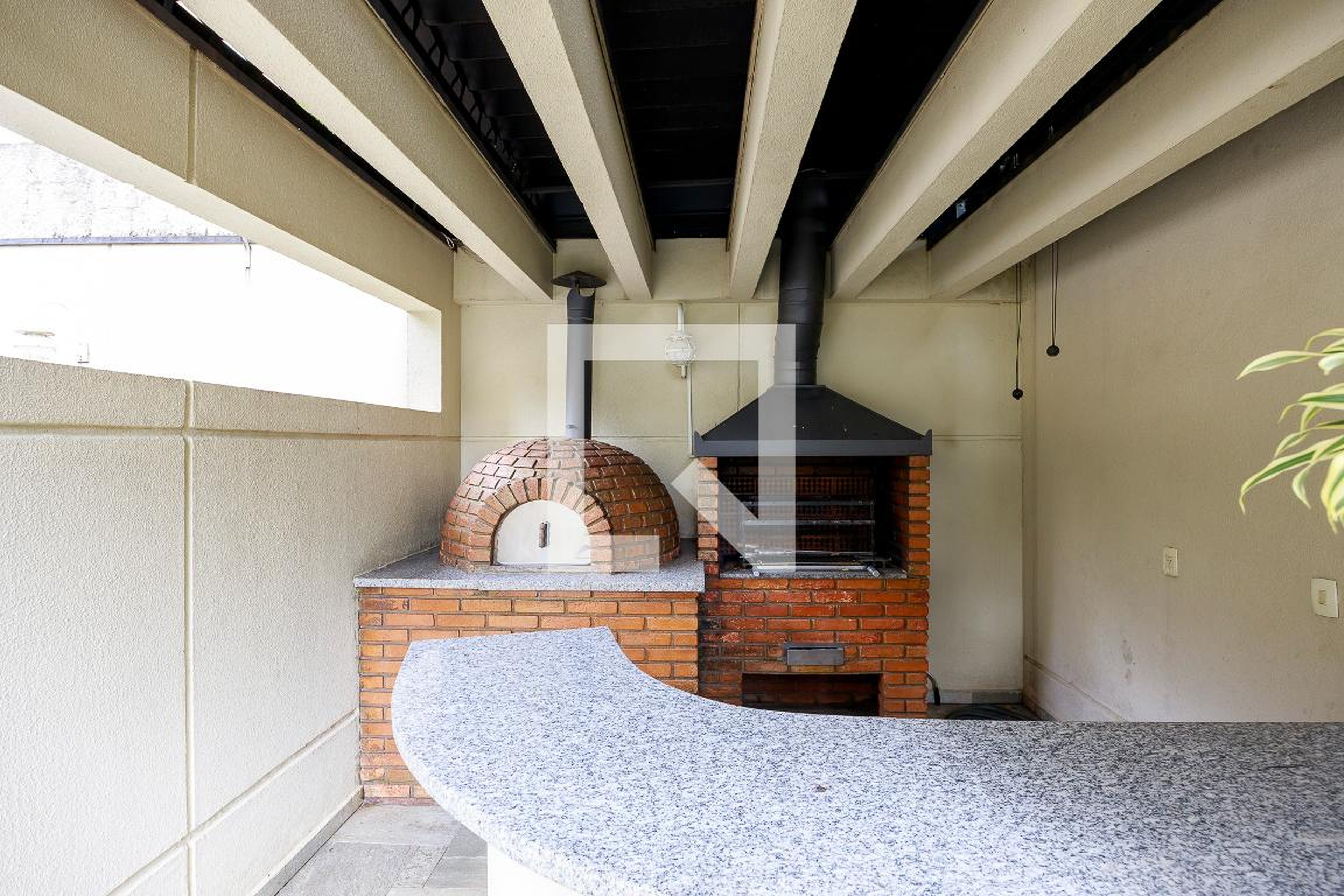 Churrasqueira 2 - Edifício Solar Califórnia