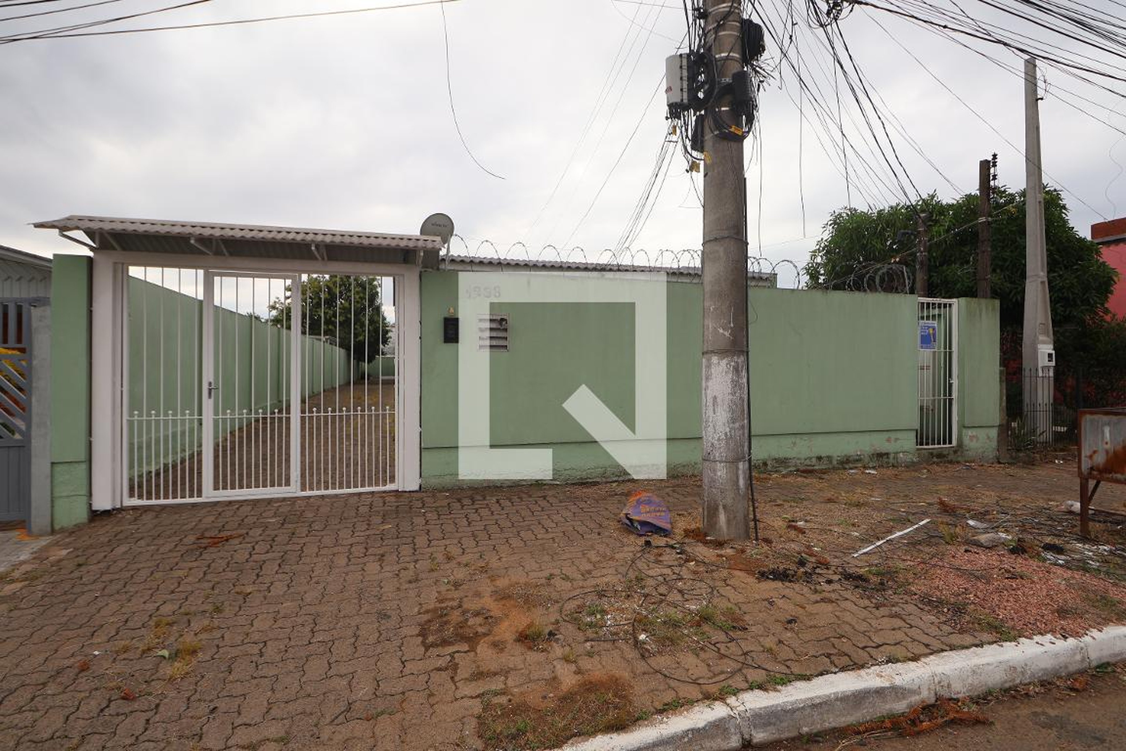 Fachada Condomínio em Rua Santa Cruz, 1238